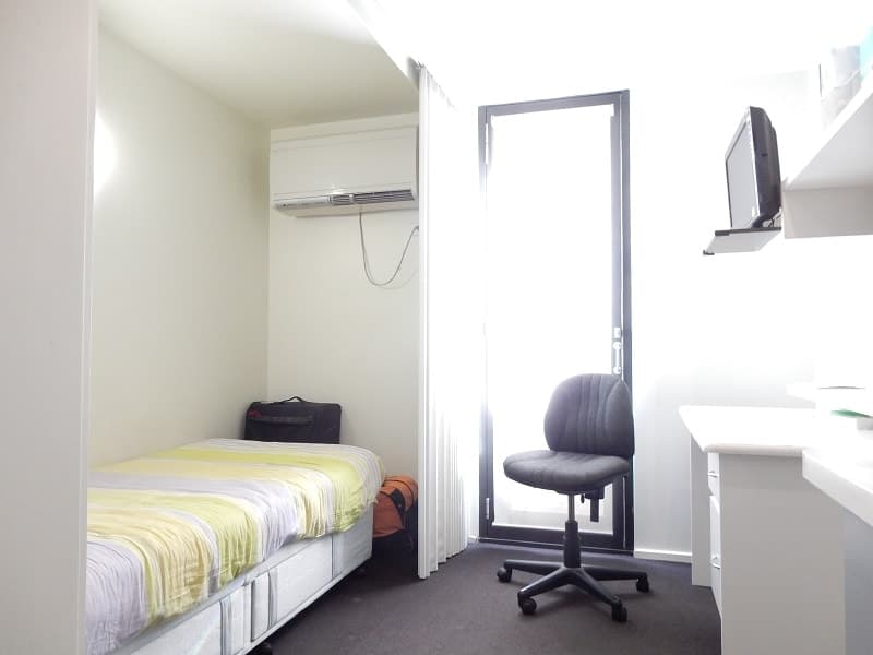 211/24 Barkly Pl, Carlton - Thumbnail 7