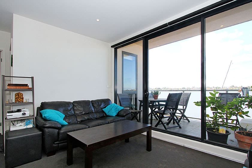 409/2A Montrose Place, Hawthorn East - Thumbnail 3