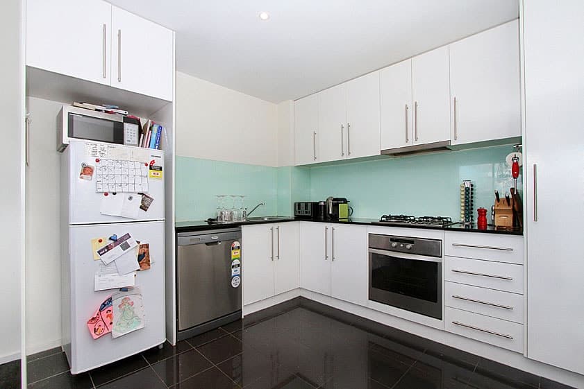 409/2A Montrose Place, Hawthorn East - Thumbnail 4