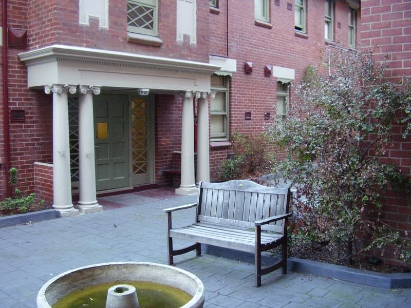 402/45 Victoria Parade, Collingwood - Thumbnail 2