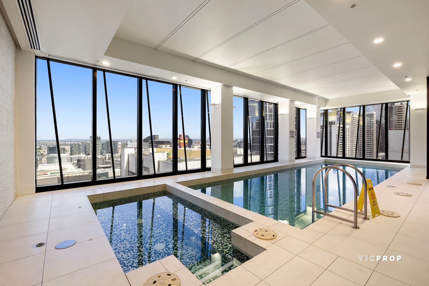 5504/568 Collins Street, Melbourne - Thumbnail 5
