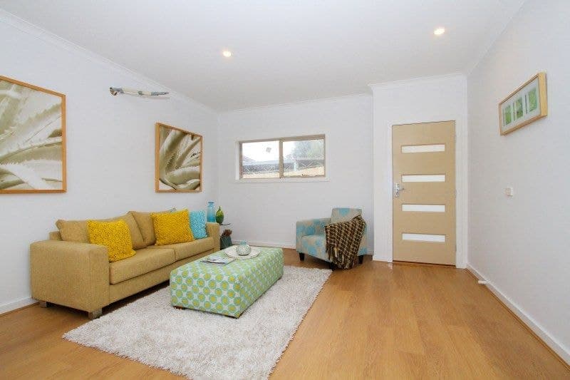 4/58 Chaleyer Street, Reservoir - Thumbnail 2