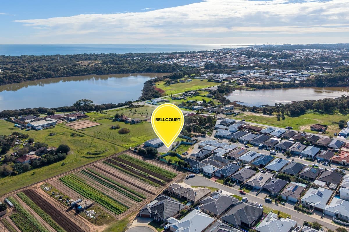 20 Fiore Court, Lake Coogee WA 6166, Lake Coogee - Thumbnail 2