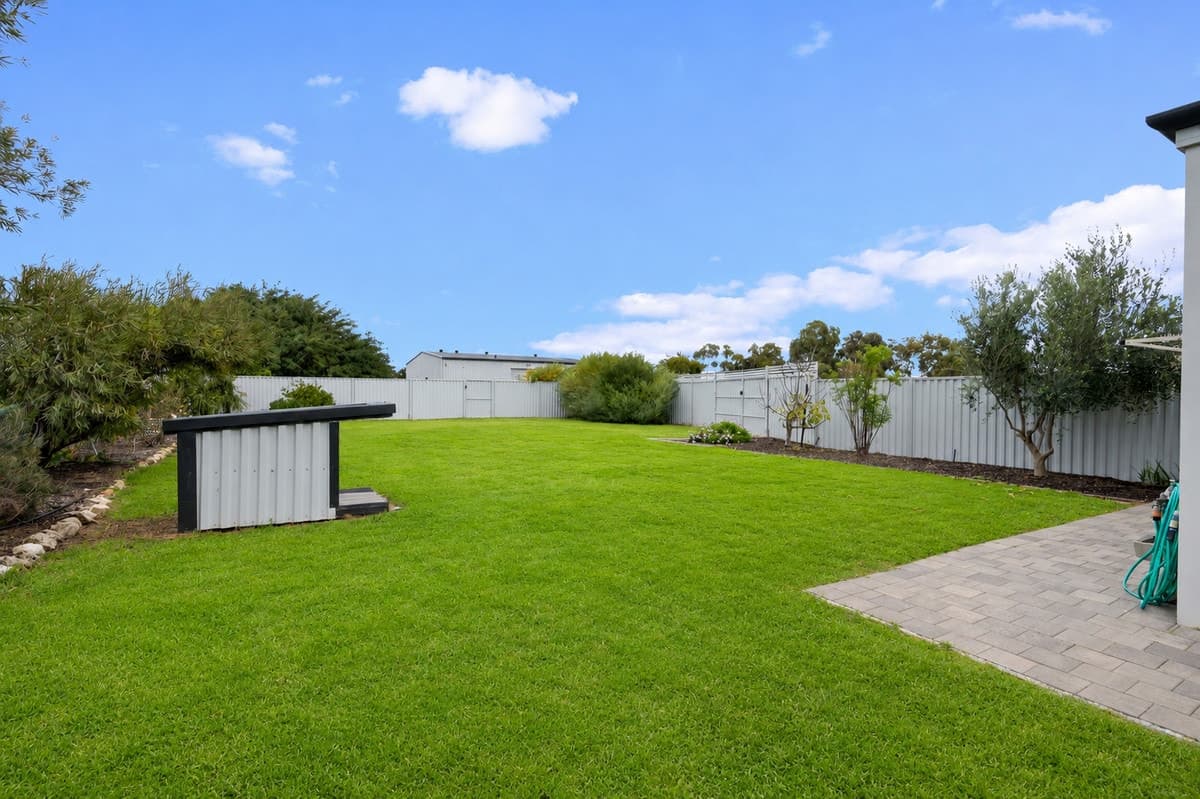 20 Fiore Court, Lake Coogee WA 6166, Lake Coogee - Thumbnail 6