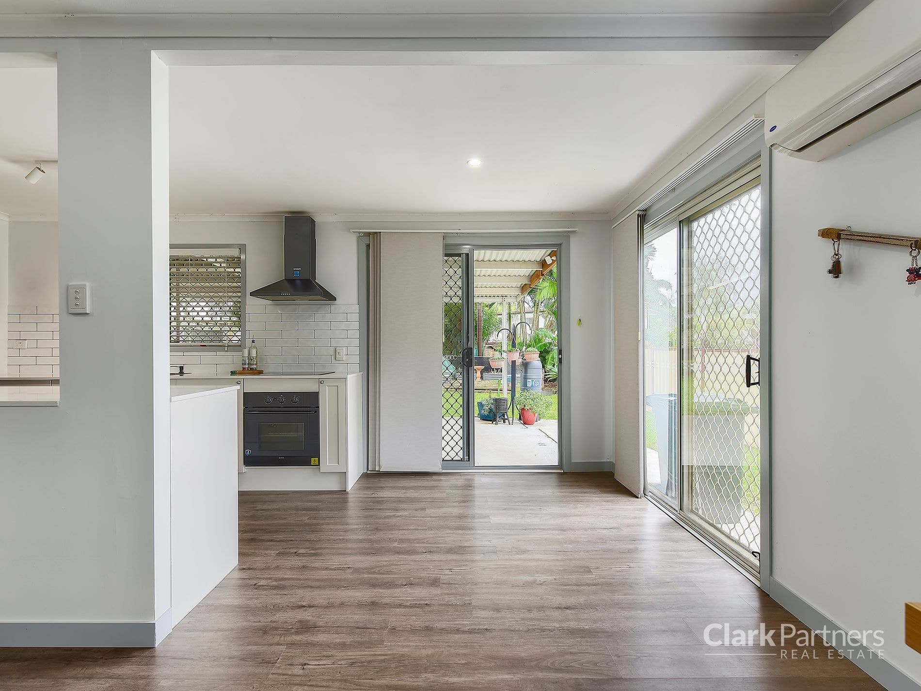 292 Stanley Street, Strathpine, QLD, Strathpine - Thumbnail 6