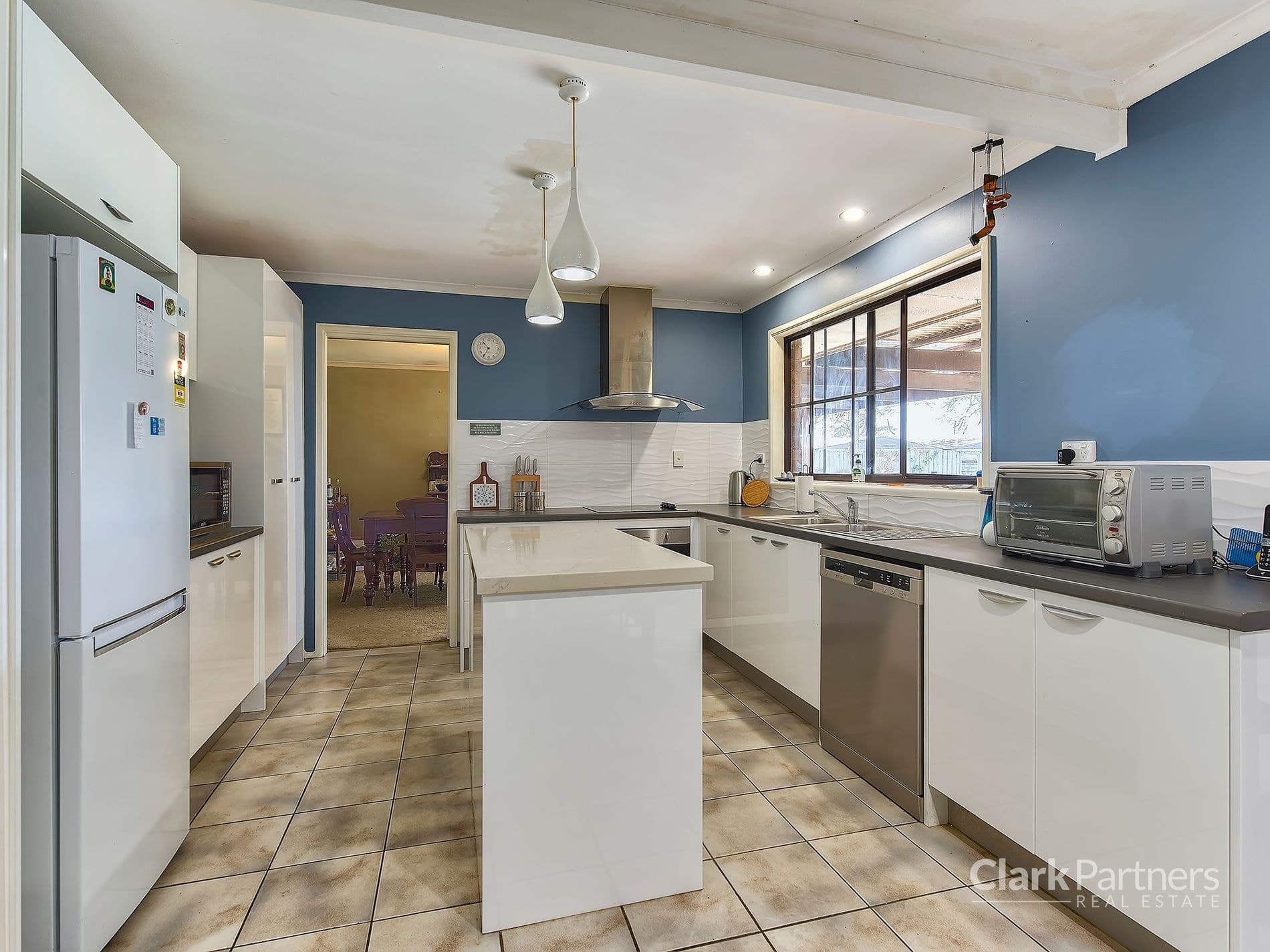 76 Learmonth Street, Strathpine, QLD, Strathpine - Thumbnail 7