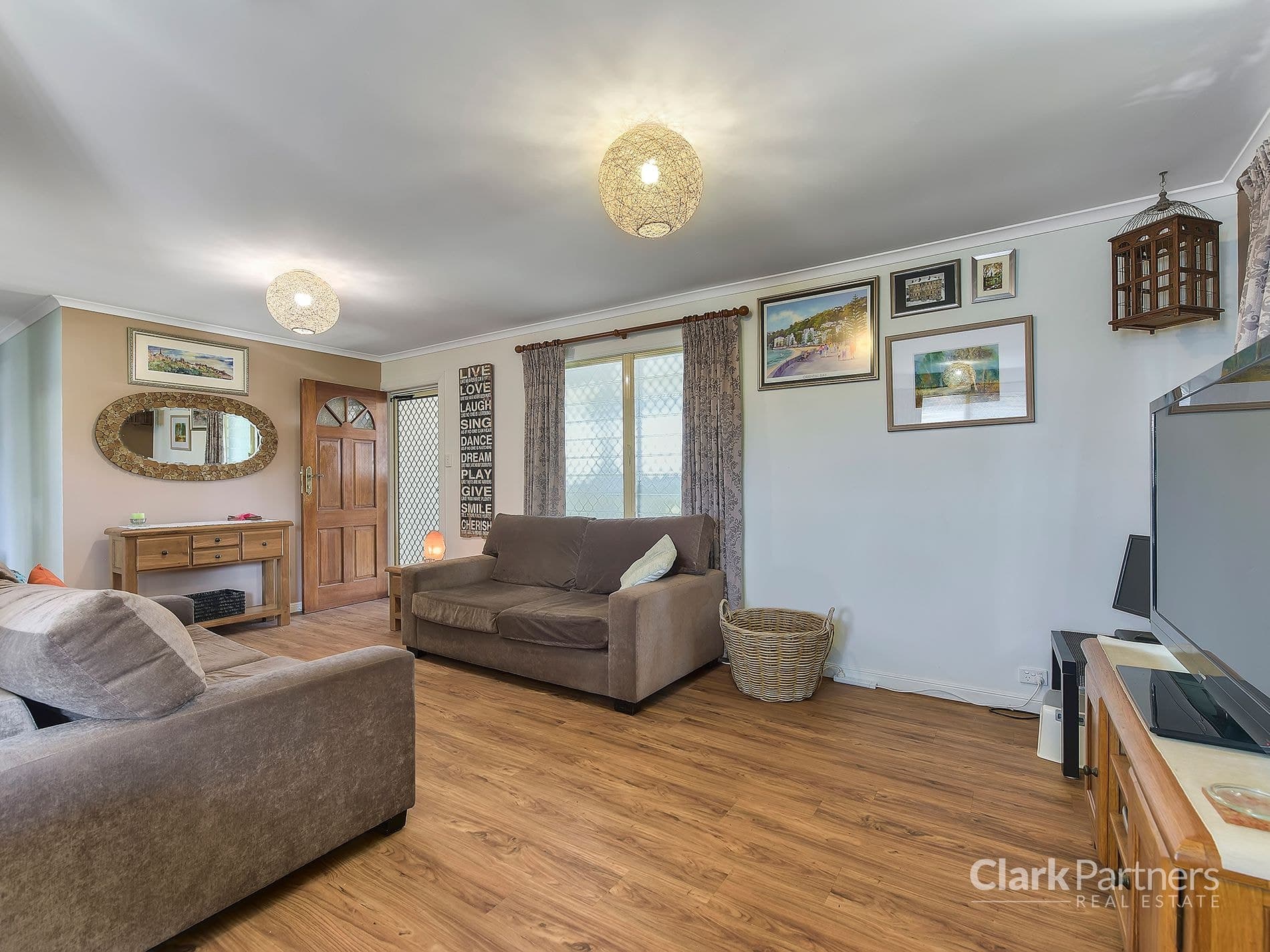 11 Lancaster Street, Strathpine, QLD, Strathpine - Thumbnail 4