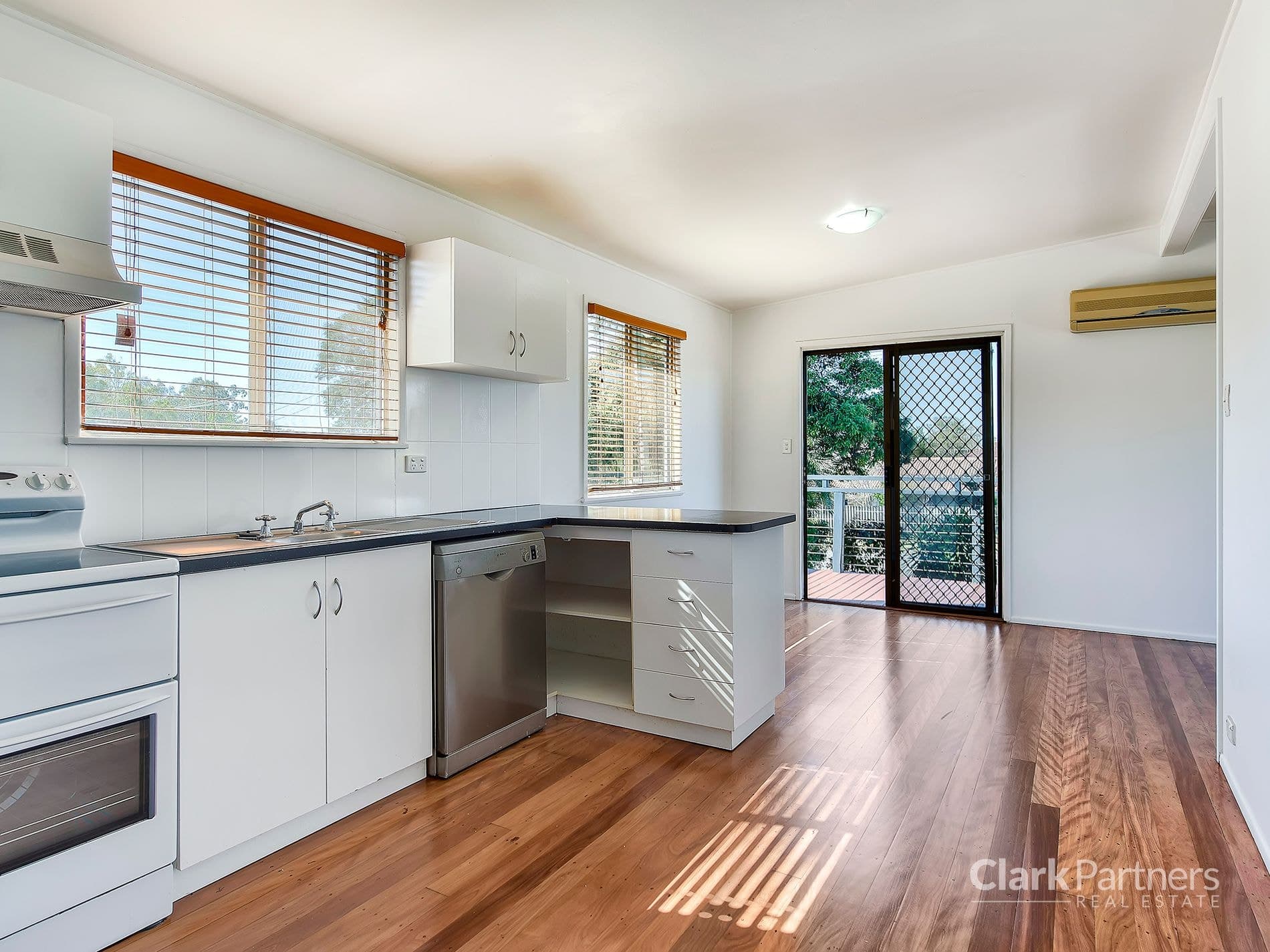 24 Bray Road, Lawnton, QLD, Lawnton - Thumbnail 6