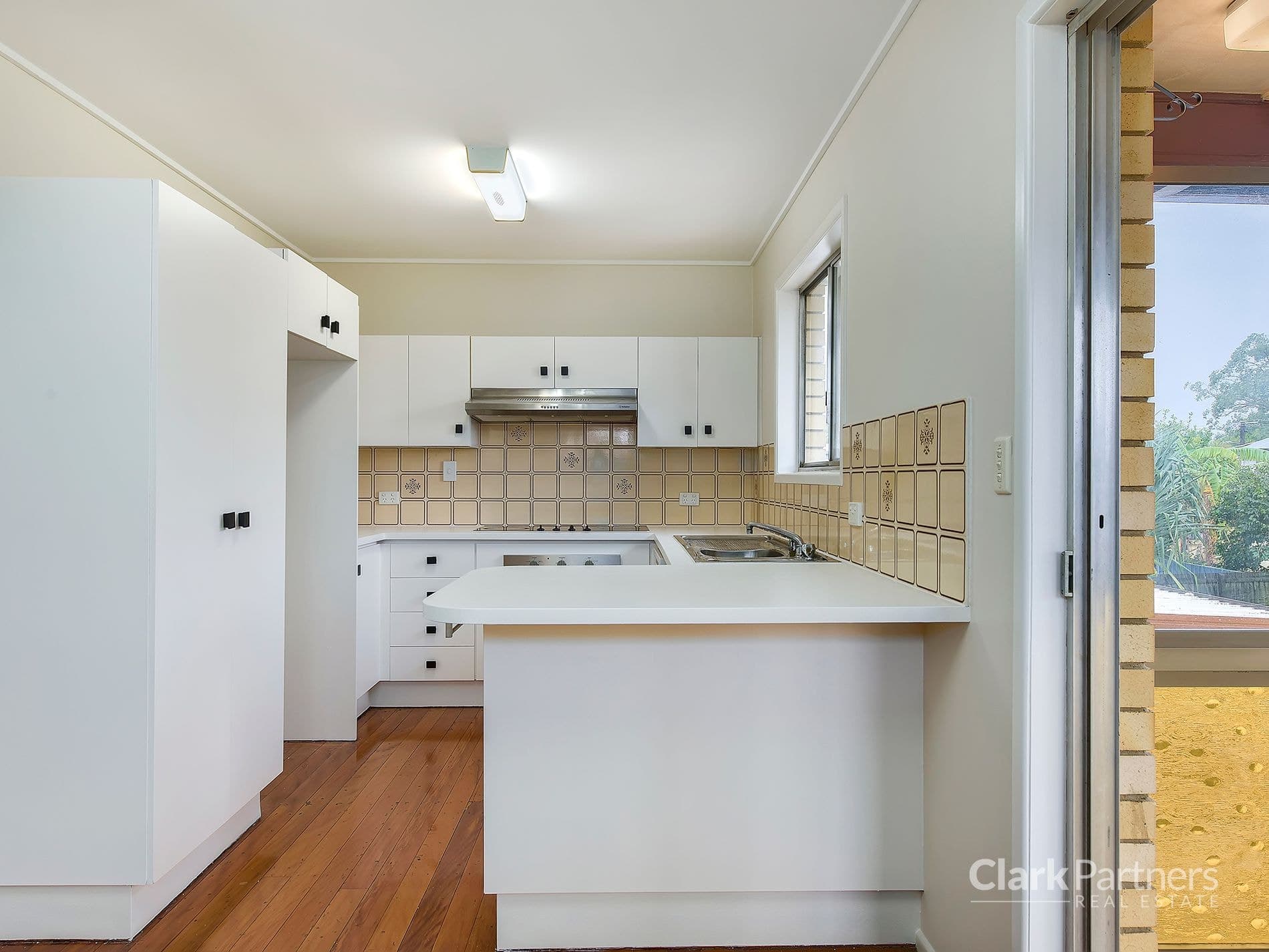 105 Shakespeare Parade, Strathpine, QLD, Strathpine - Thumbnail 3
