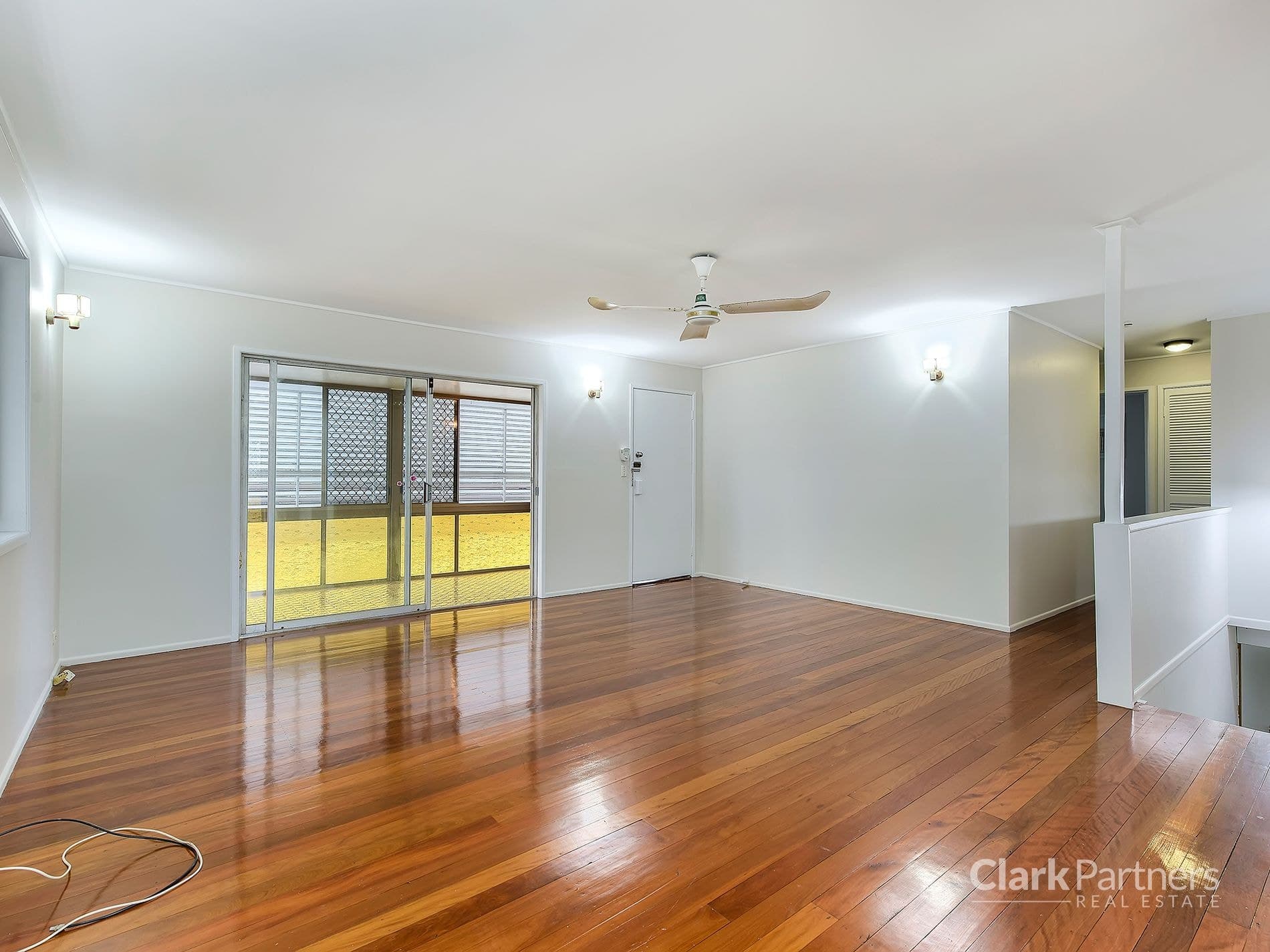 105 Shakespeare Parade, Strathpine, QLD, Strathpine - Thumbnail 4