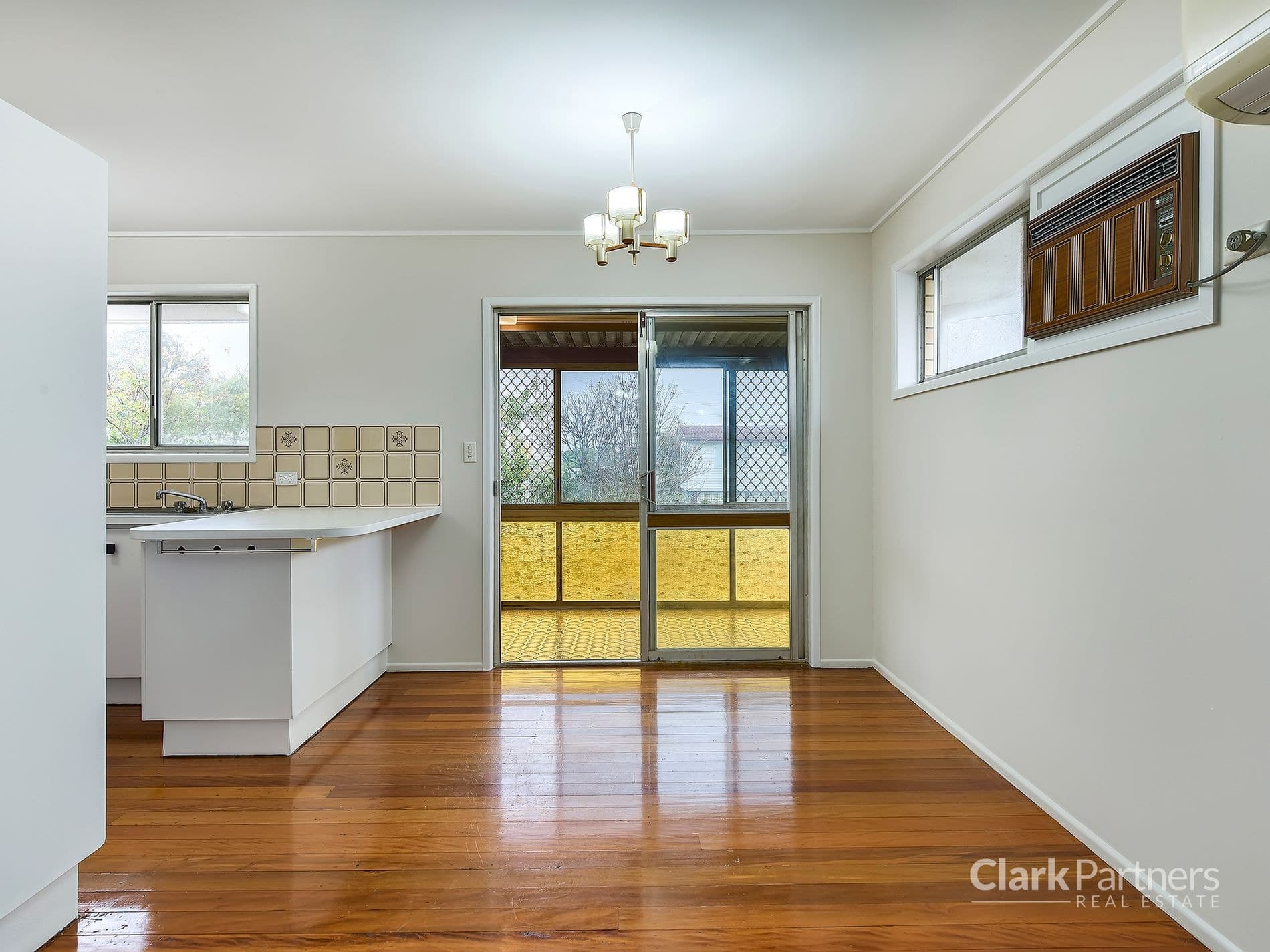 105 Shakespeare Parade, Strathpine, QLD, Strathpine - Thumbnail 5