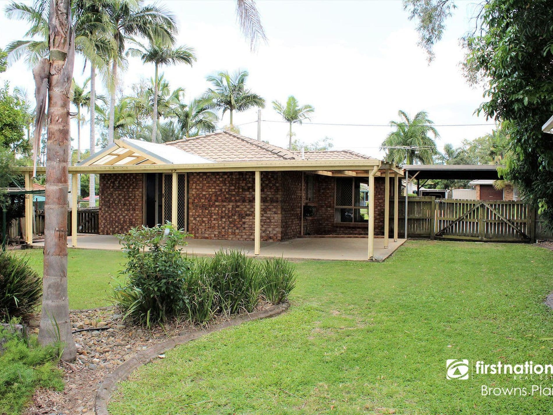 16 Ryan Street, Loganlea, QLD, Loganlea - Thumbnail 2