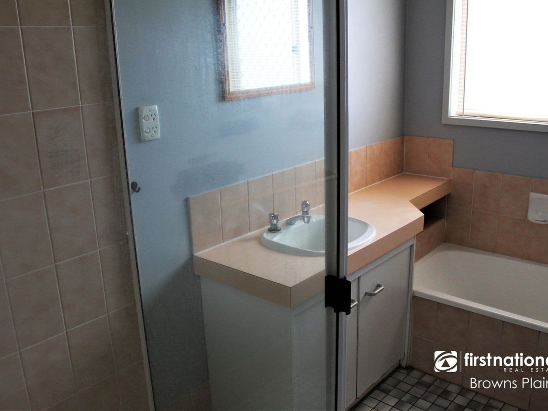 16 Ryan Street, Loganlea, QLD, Loganlea - Thumbnail 7