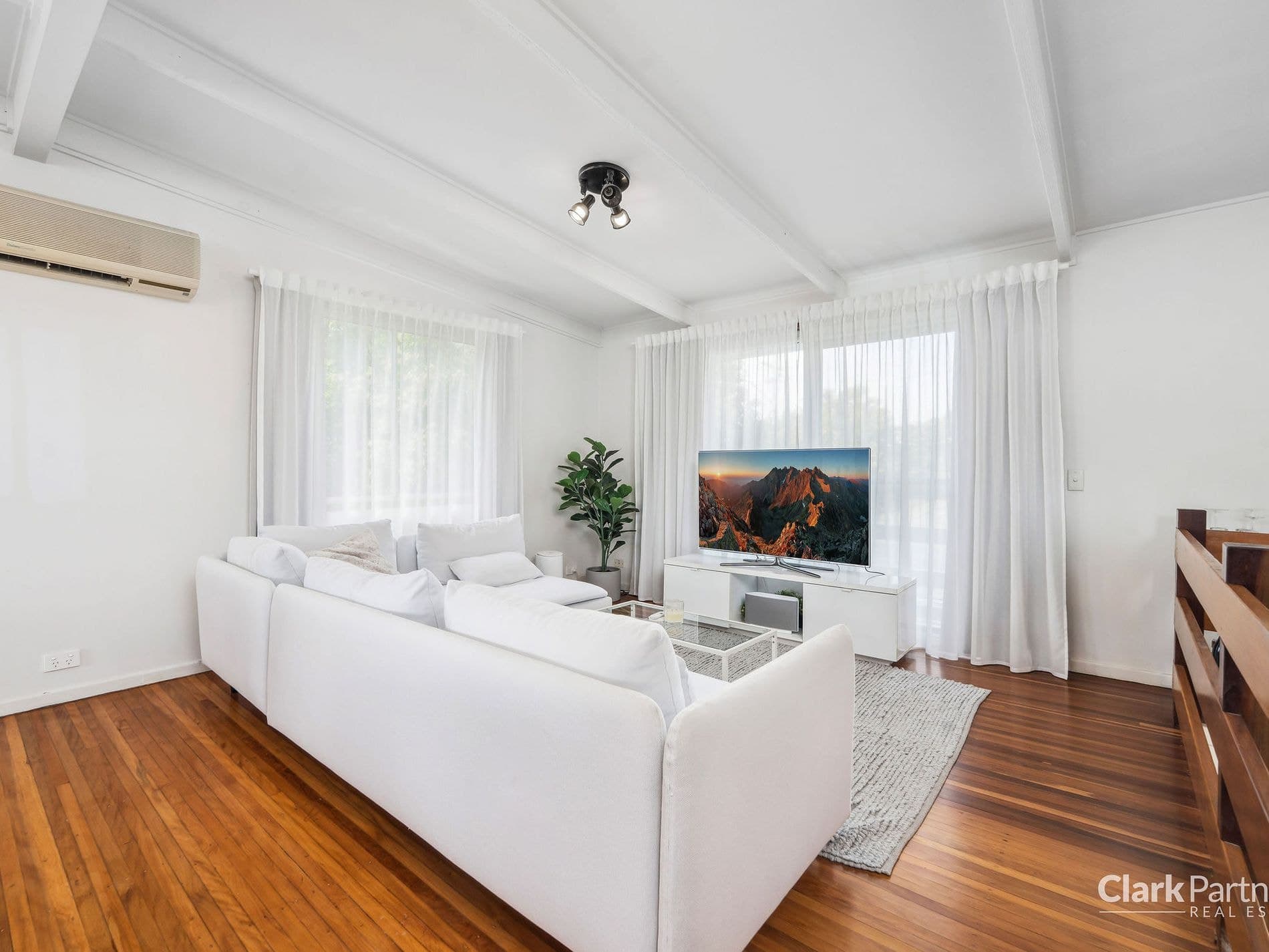 9 Windrest Street, Strathpine, QLD, Strathpine - Thumbnail 5