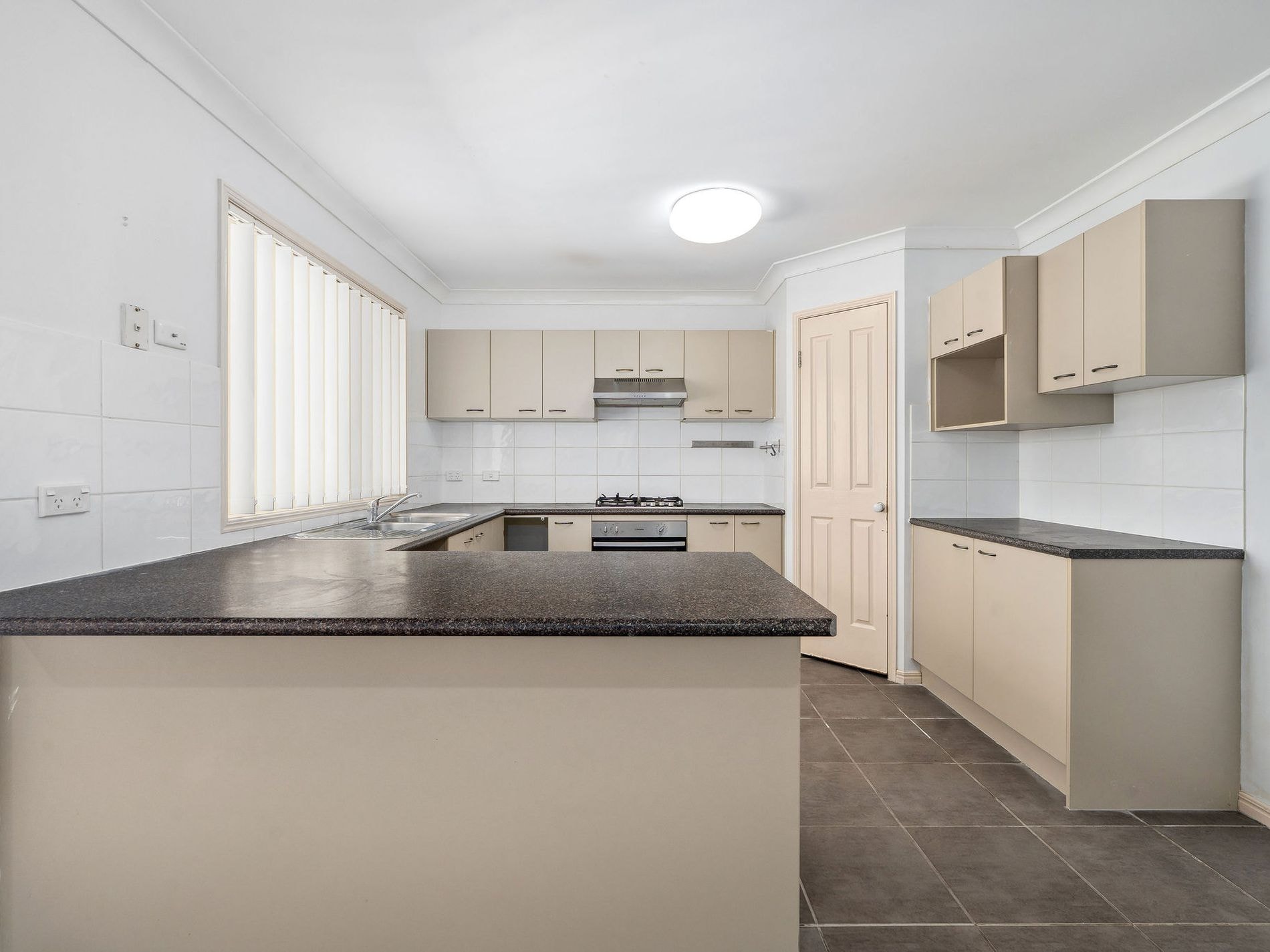 38 Wyampa Road, Bald Hills, QLD, Bald Hills - Thumbnail 4