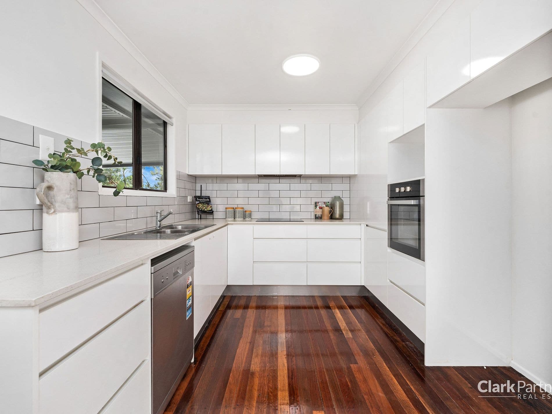 2 Acland Drive, Strathpine, QLD, Strathpine - Thumbnail 4