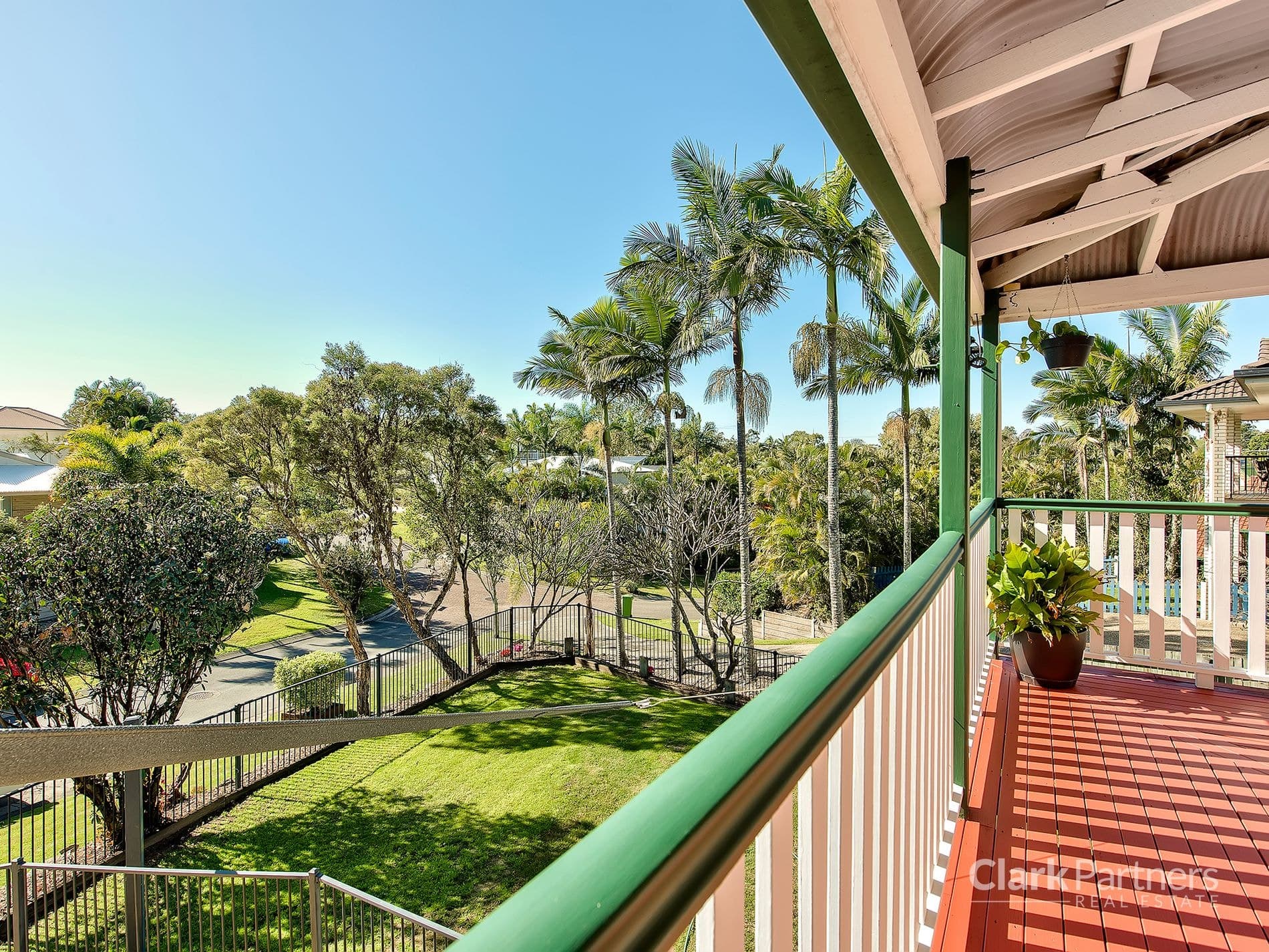 1 Howard Court, Arana Hills, QLD, Arana Hills - Thumbnail 2