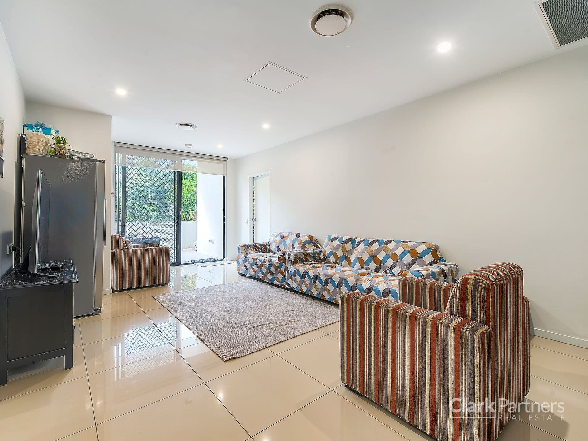 101 / 58 Thistle Street, Lutwyche, QLD, Lutwyche - Thumbnail 2