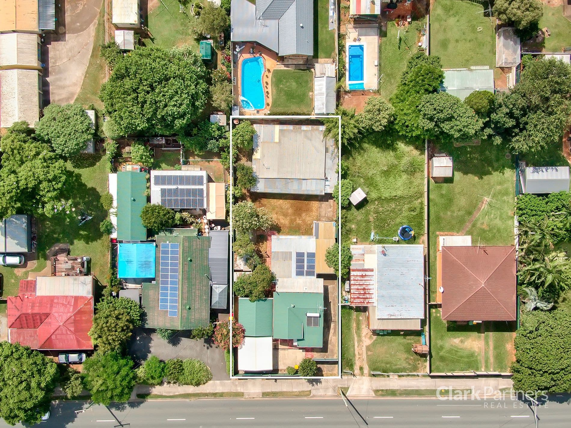 1215 Anzac Avenue, Kallangur, QLD, Kallangur - Image 1