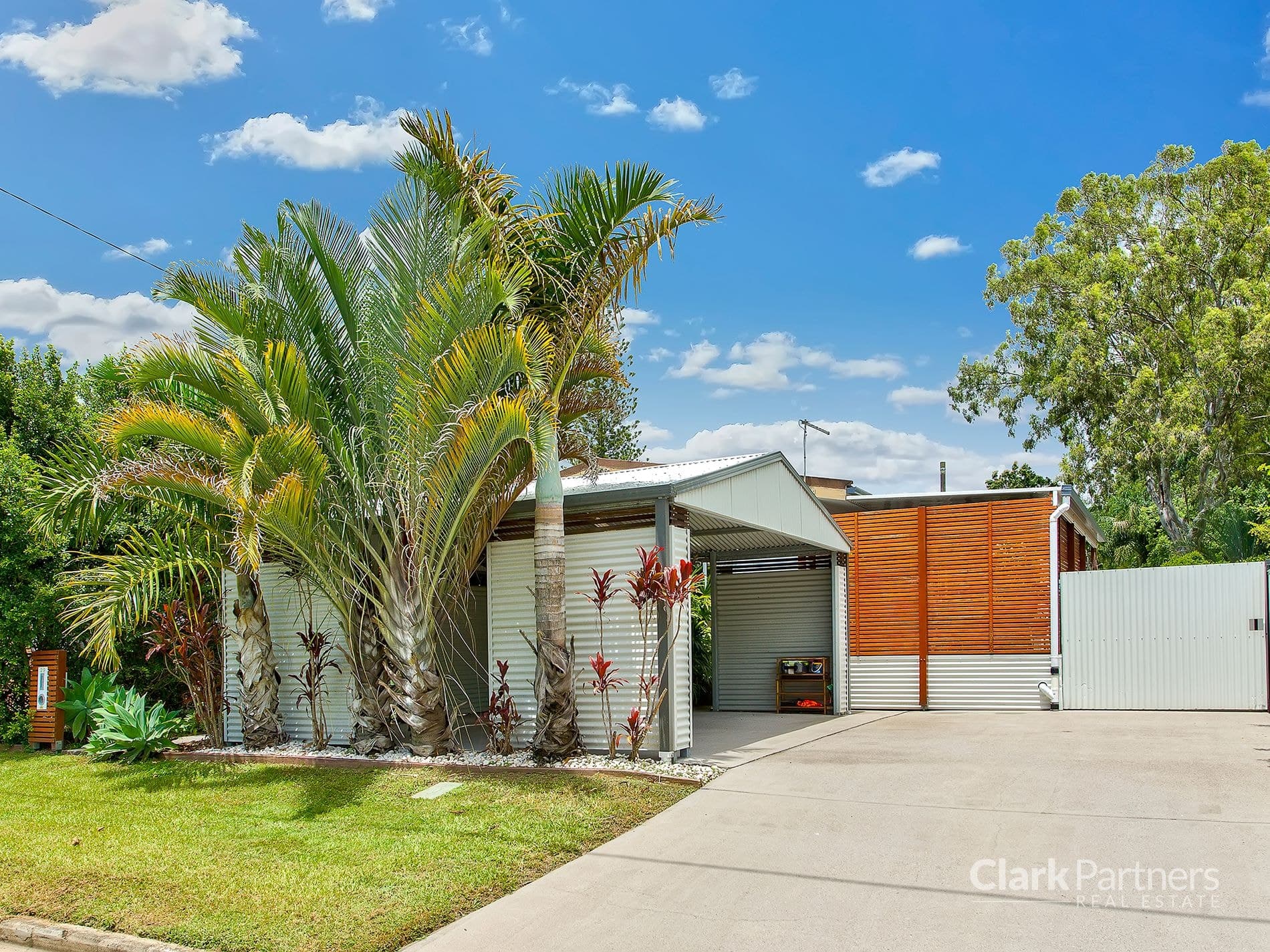 29 Stirling Street, Strathpine, QLD, Strathpine - Image 1