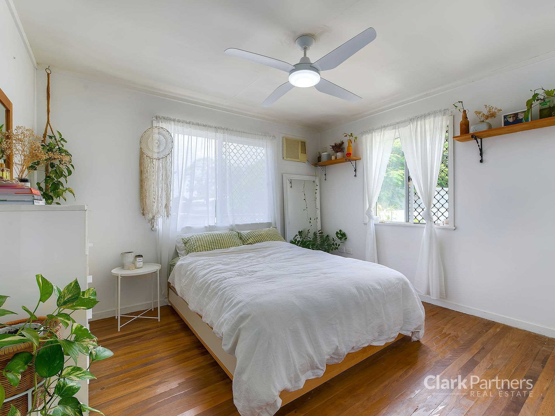 29 Stirling Street, Strathpine, QLD, Strathpine - Thumbnail 7