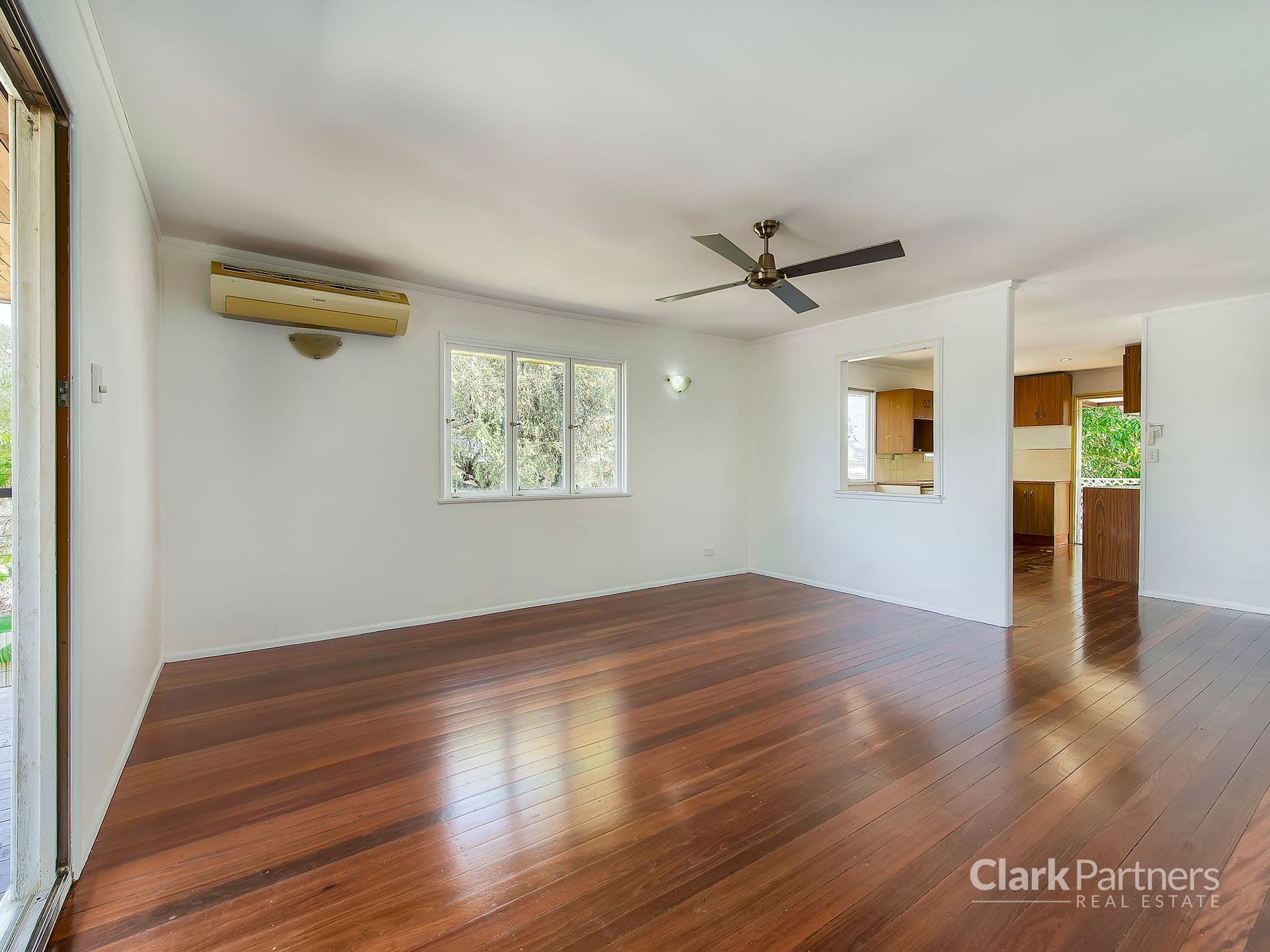 6 Lang Street, Strathpine, QLD, Strathpine - Thumbnail 3