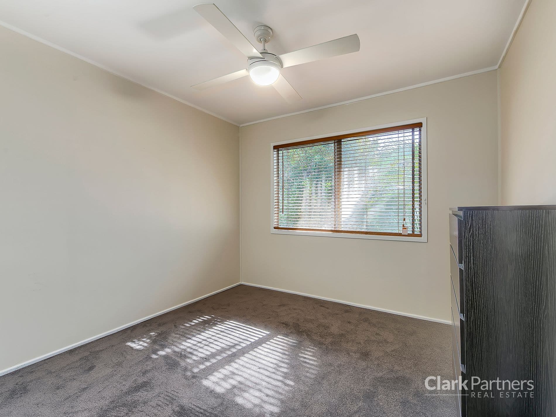 16 Valiant Crescent, Strathpine, QLD, Strathpine - Thumbnail 7