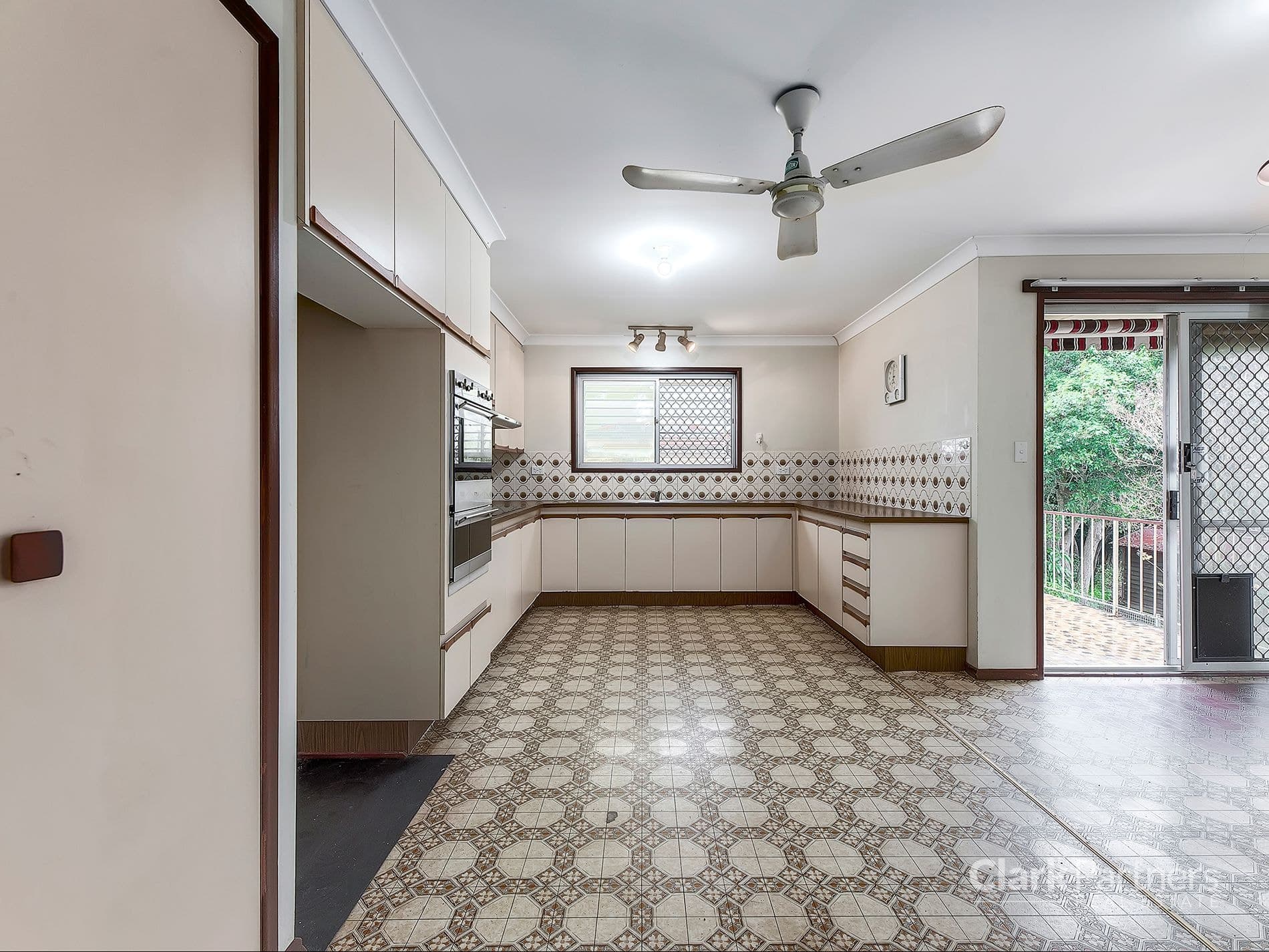 25 Schubert Street, Strathpine, QLD, Strathpine - Thumbnail 3
