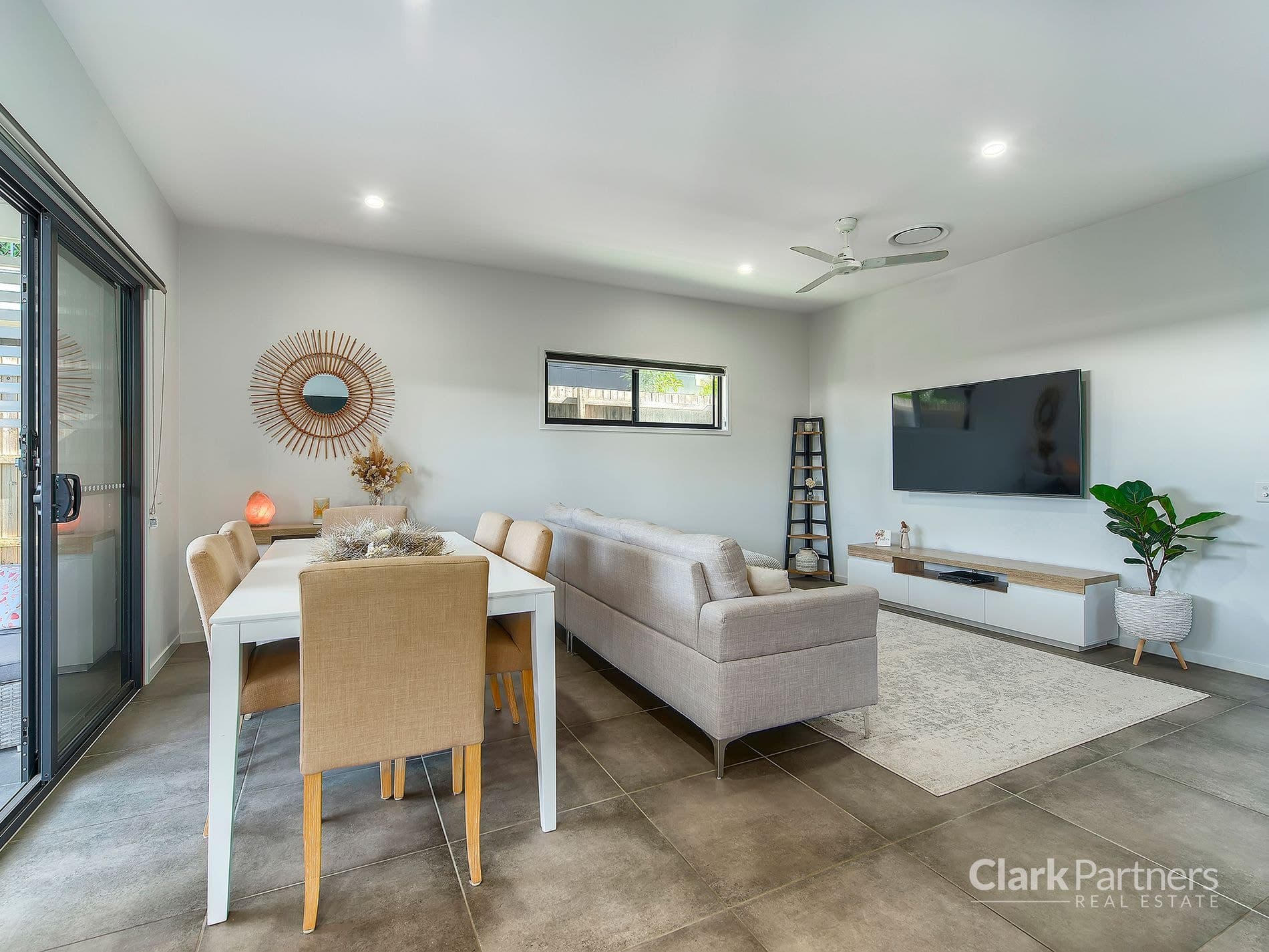 2 / 41 Creekside Terrace, Albany Creek, QLD, Albany Creek - Thumbnail 4
