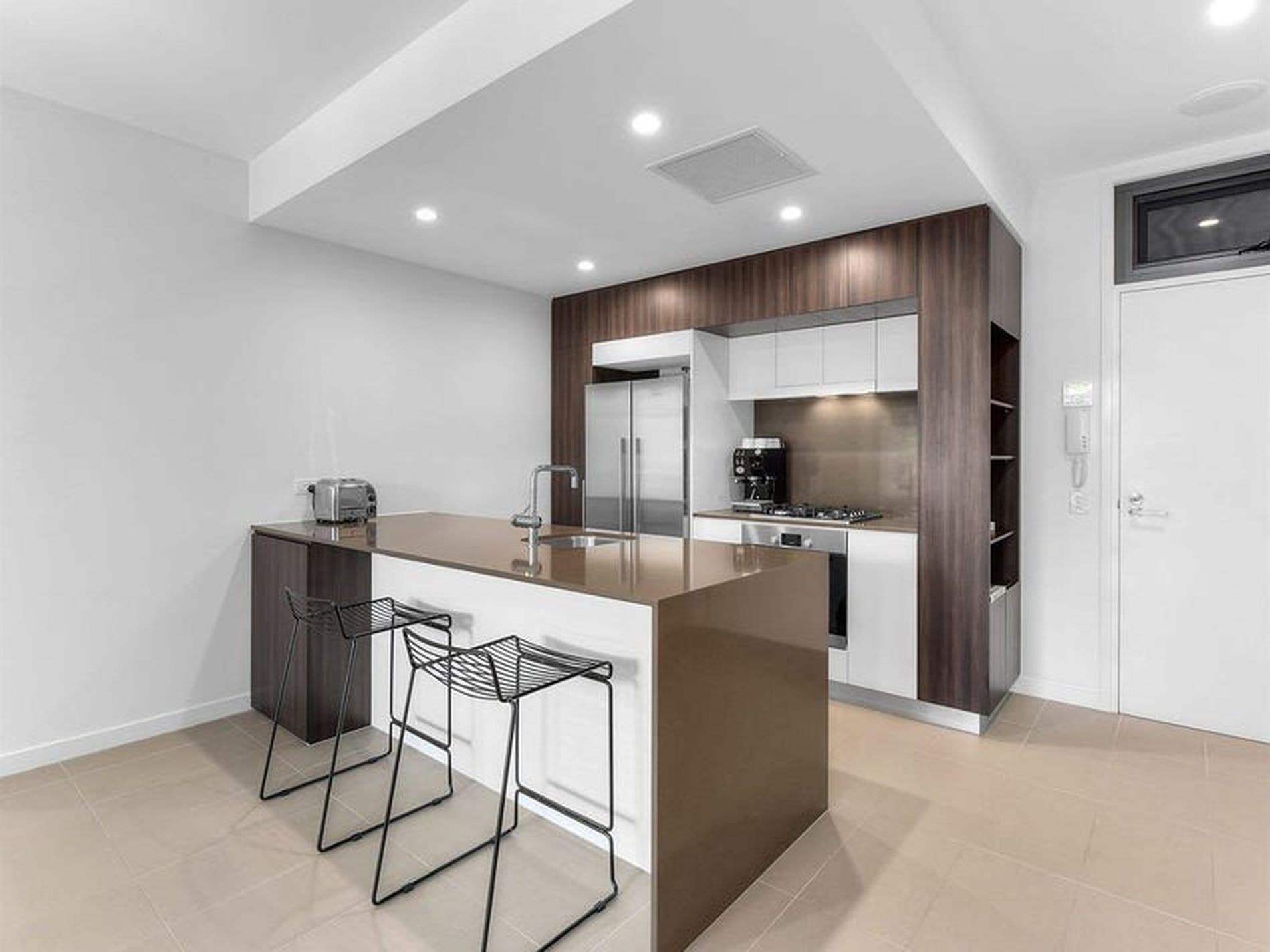 4210 / 18 Parkside Circuit, Hamilton, QLD, Hamilton - Thumbnail 3