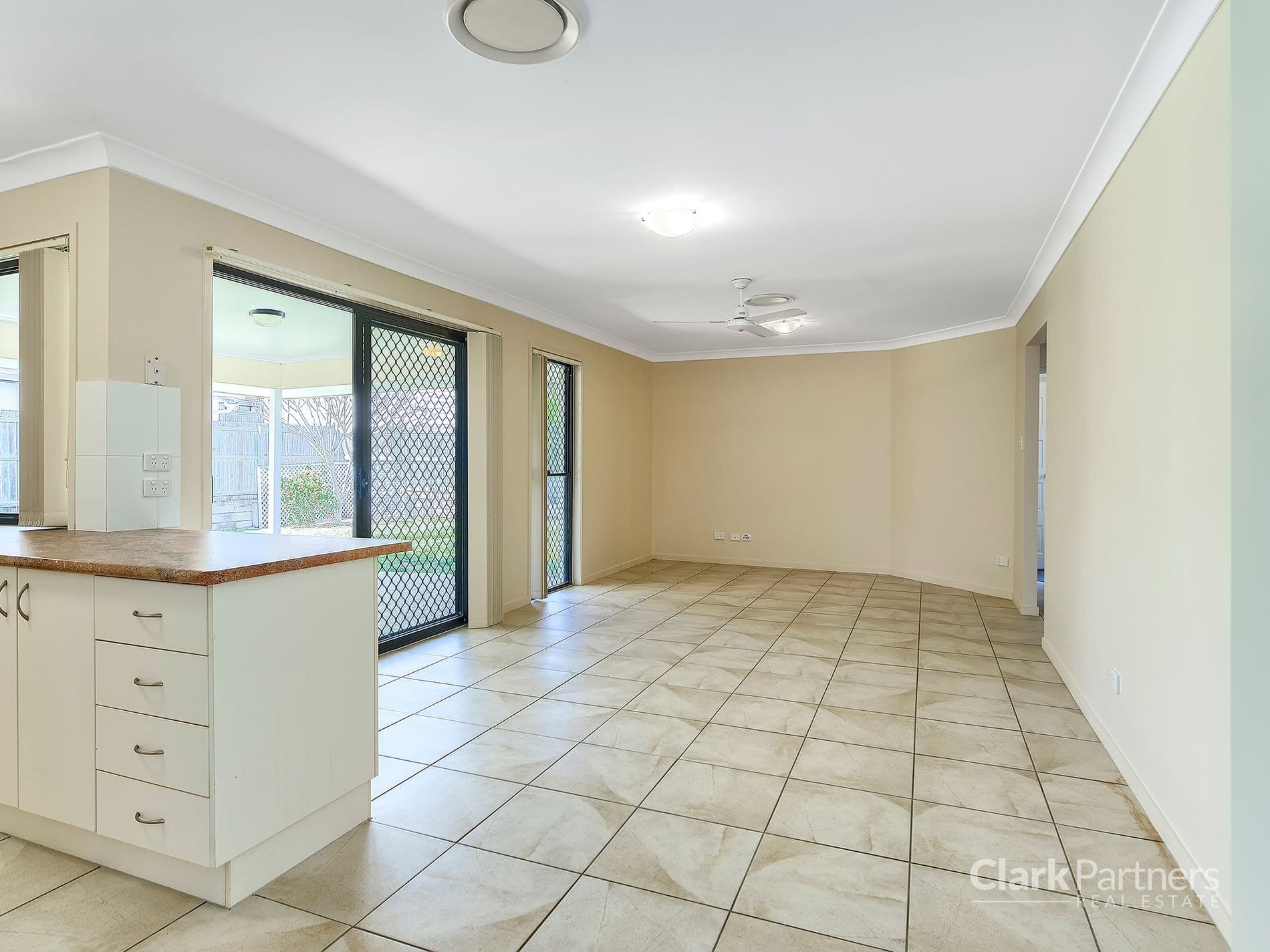 6 Charles Court, Joyner, QLD, Joyner - Thumbnail 2