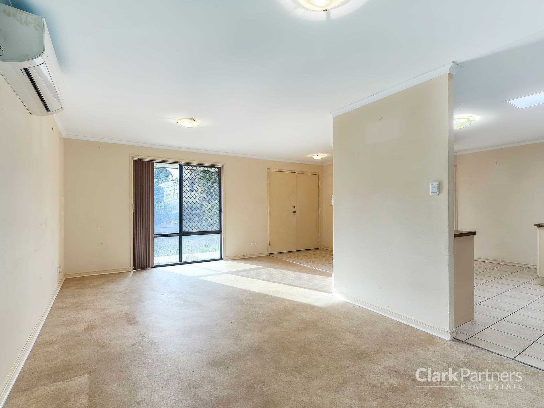 37 Hayward Avenue, Cashmere, QLD, Cashmere - Thumbnail 3