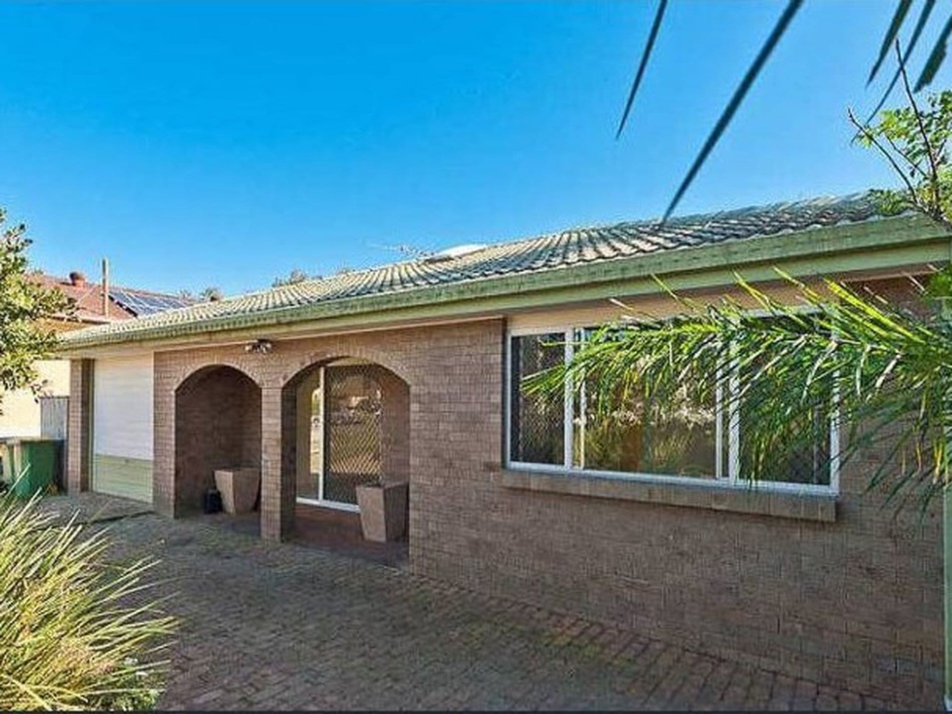 31 Frenchs Road, Petrie, QLD, Petrie - Thumbnail 2