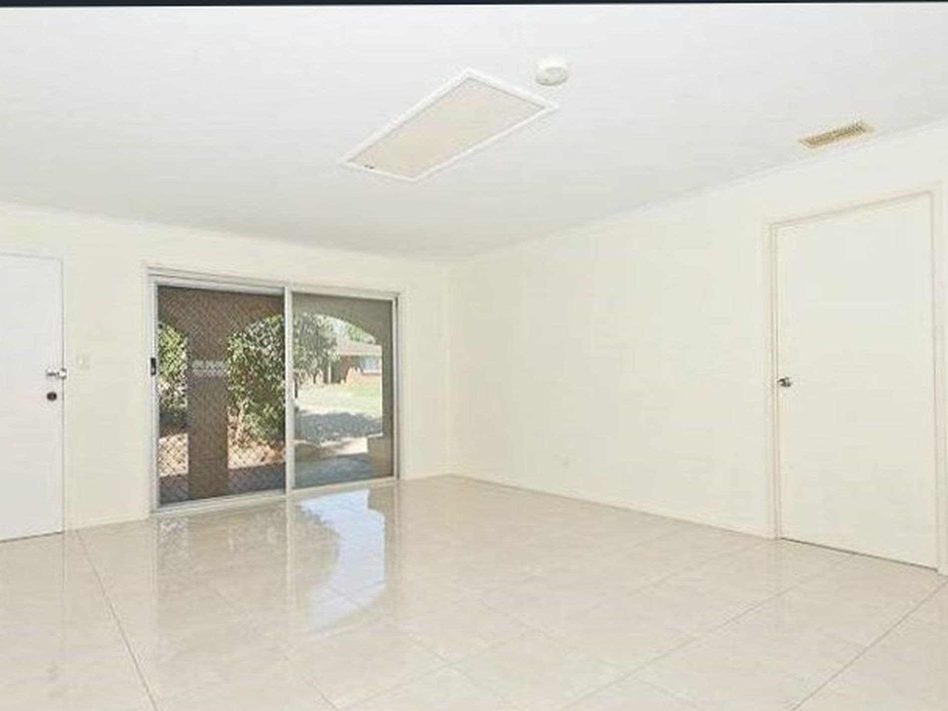 31 Frenchs Road, Petrie, QLD, Petrie - Thumbnail 3