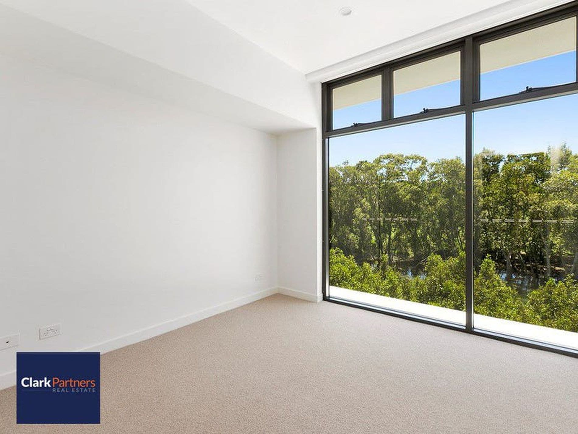4513 / 18 Parkside Circuit, Hamilton, QLD, Hamilton - Thumbnail 5