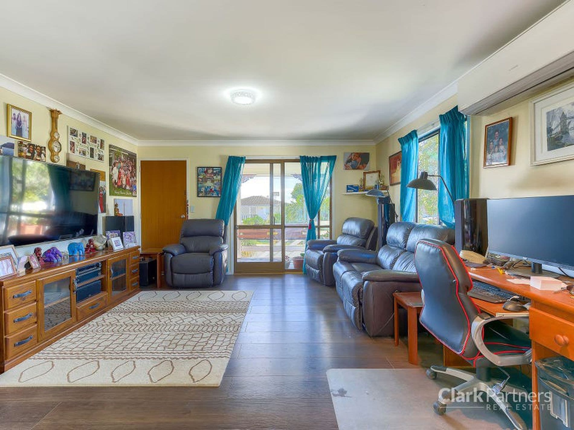 61 Peter Street, Strathpine, QLD, Strathpine - Thumbnail 3