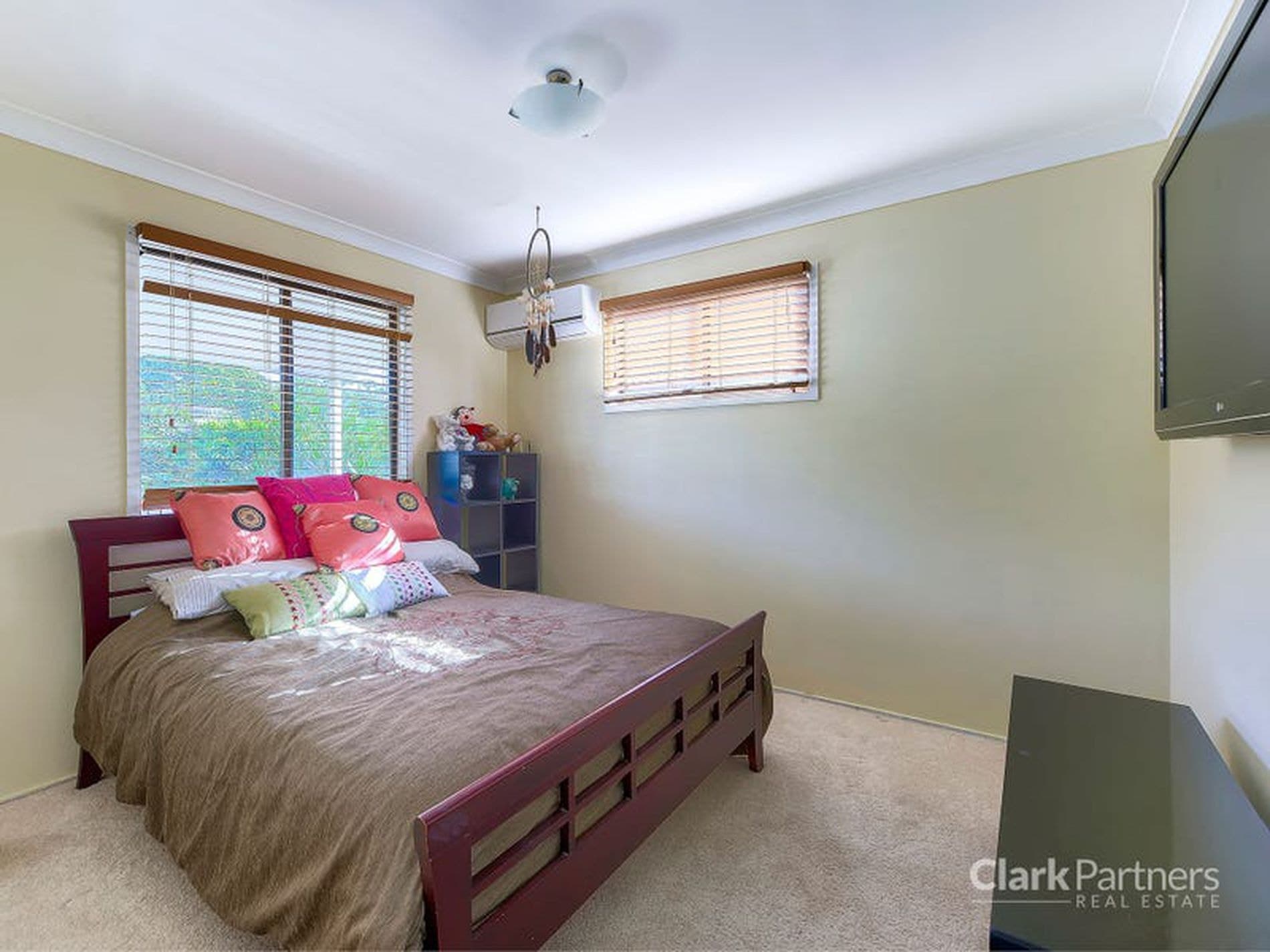 61 Peter Street, Strathpine, QLD, Strathpine - Thumbnail 7