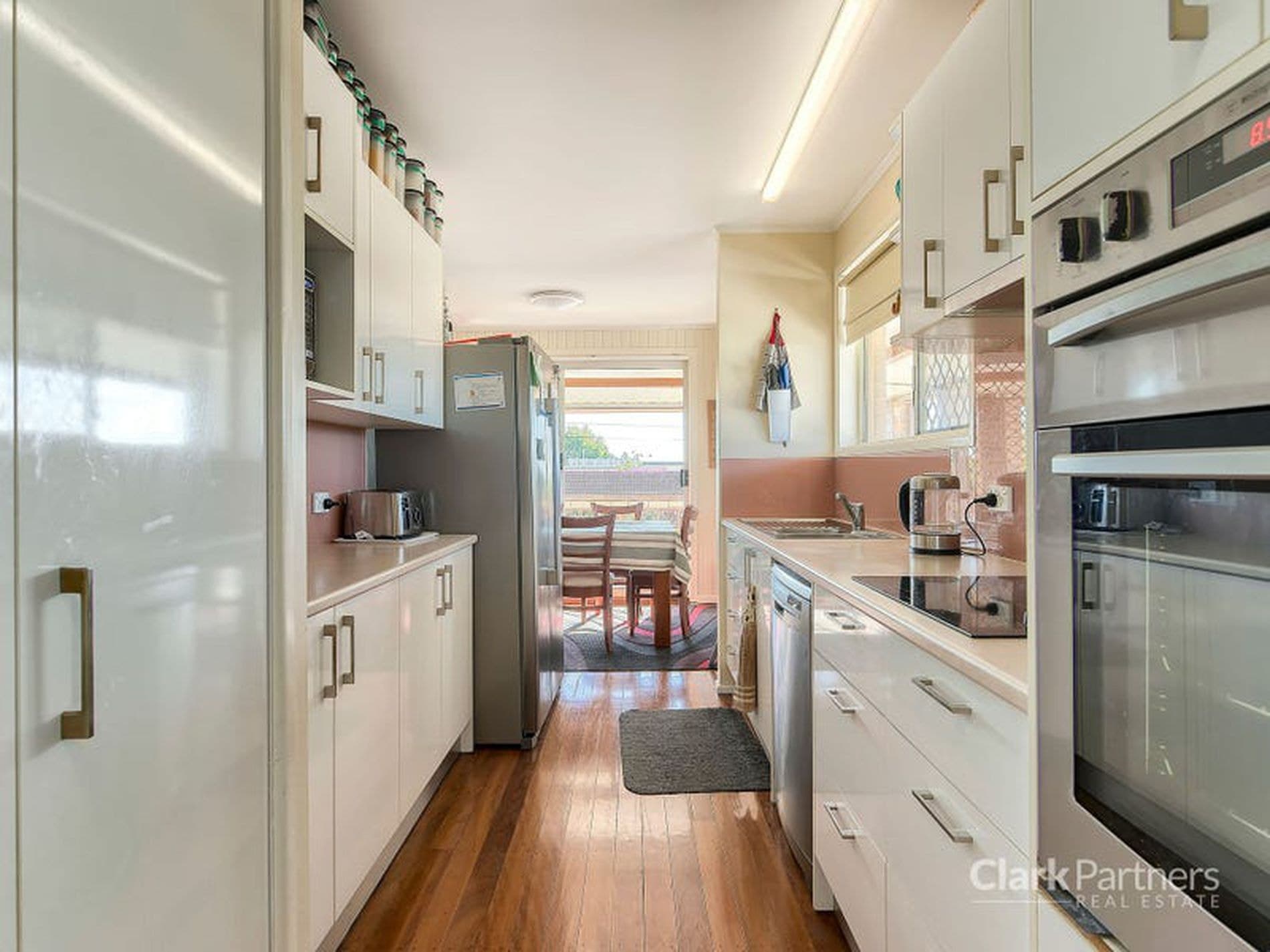 34 Brennan Parade, Strathpine, QLD, Strathpine - Thumbnail 2