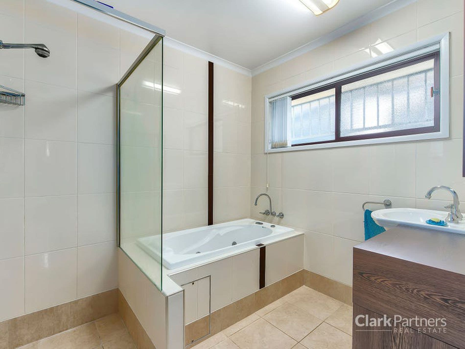 20 Dobson Drive, Strathpine, QLD, Strathpine - Thumbnail 6