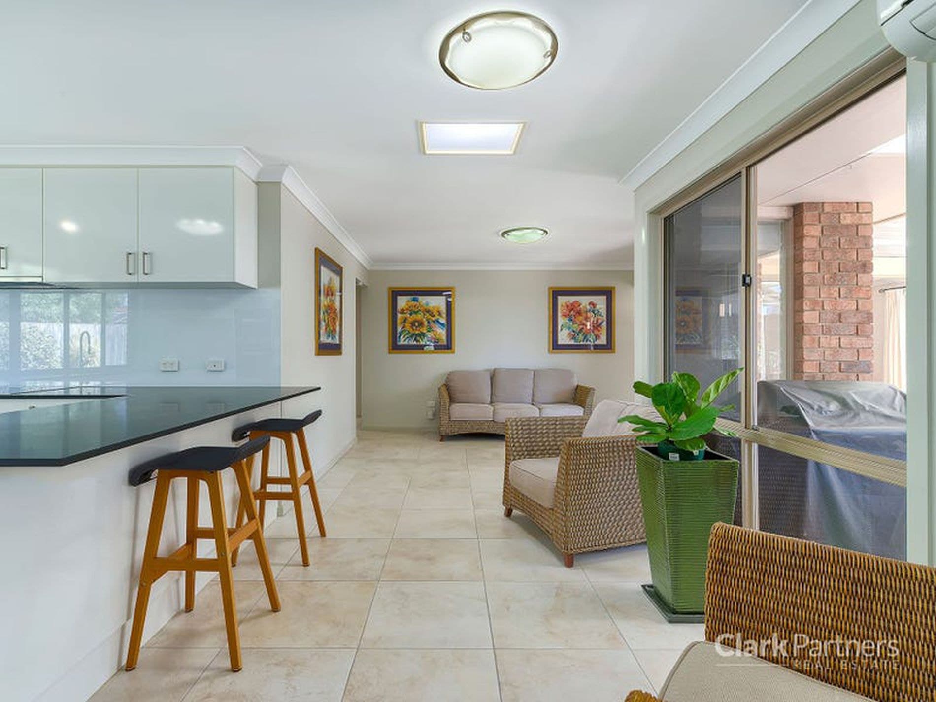 22 Burgundy Street, Carseldine, QLD, Carseldine - Thumbnail 7