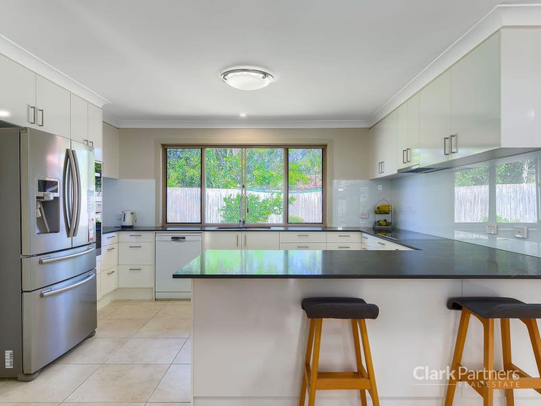 22 Burgundy Street, Carseldine, QLD, Carseldine - Thumbnail 8