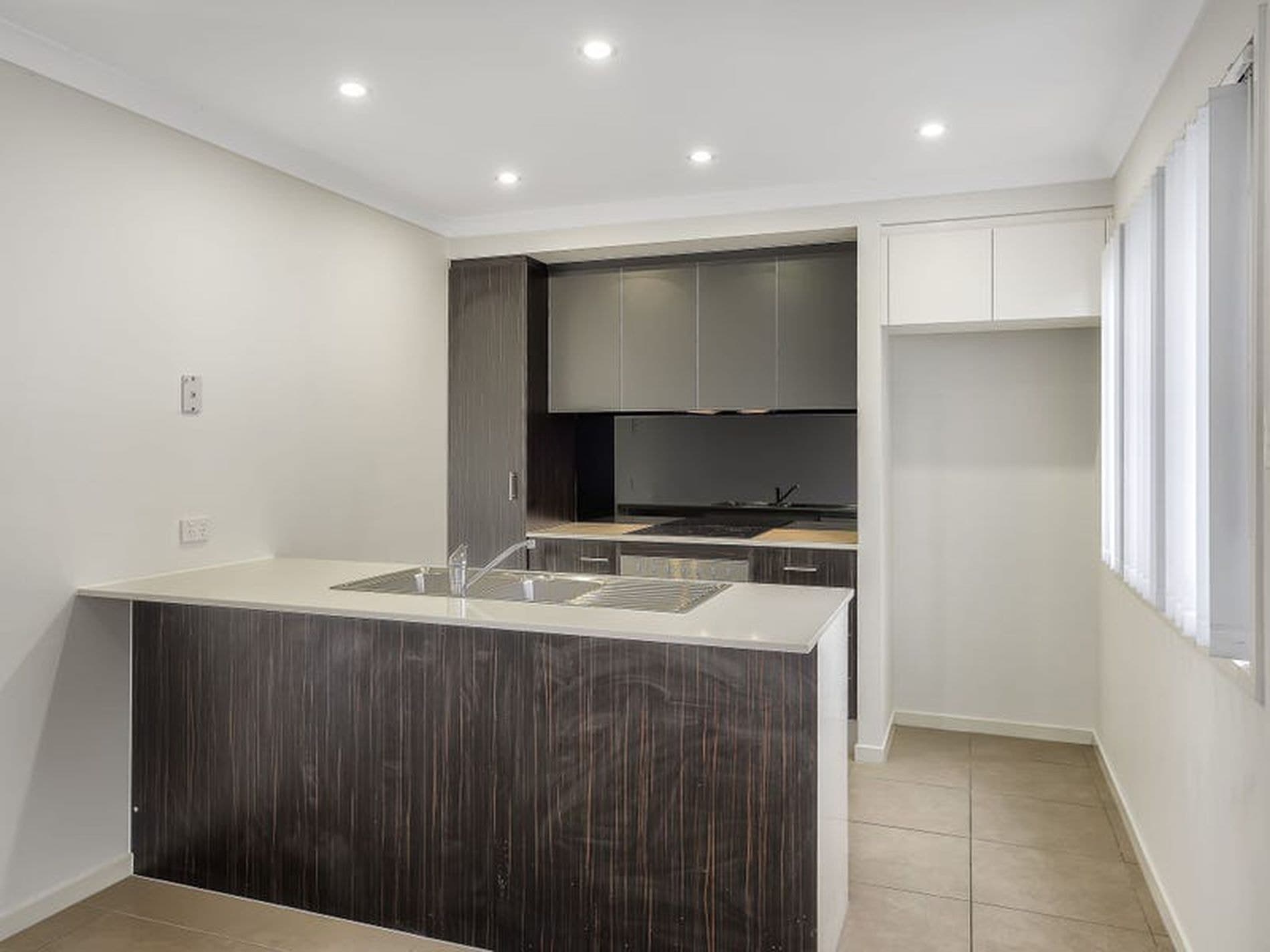 2 / 6 Carnarvon Ave, Springfield Lakes, QLD, Springfield Lakes - Thumbnail 3