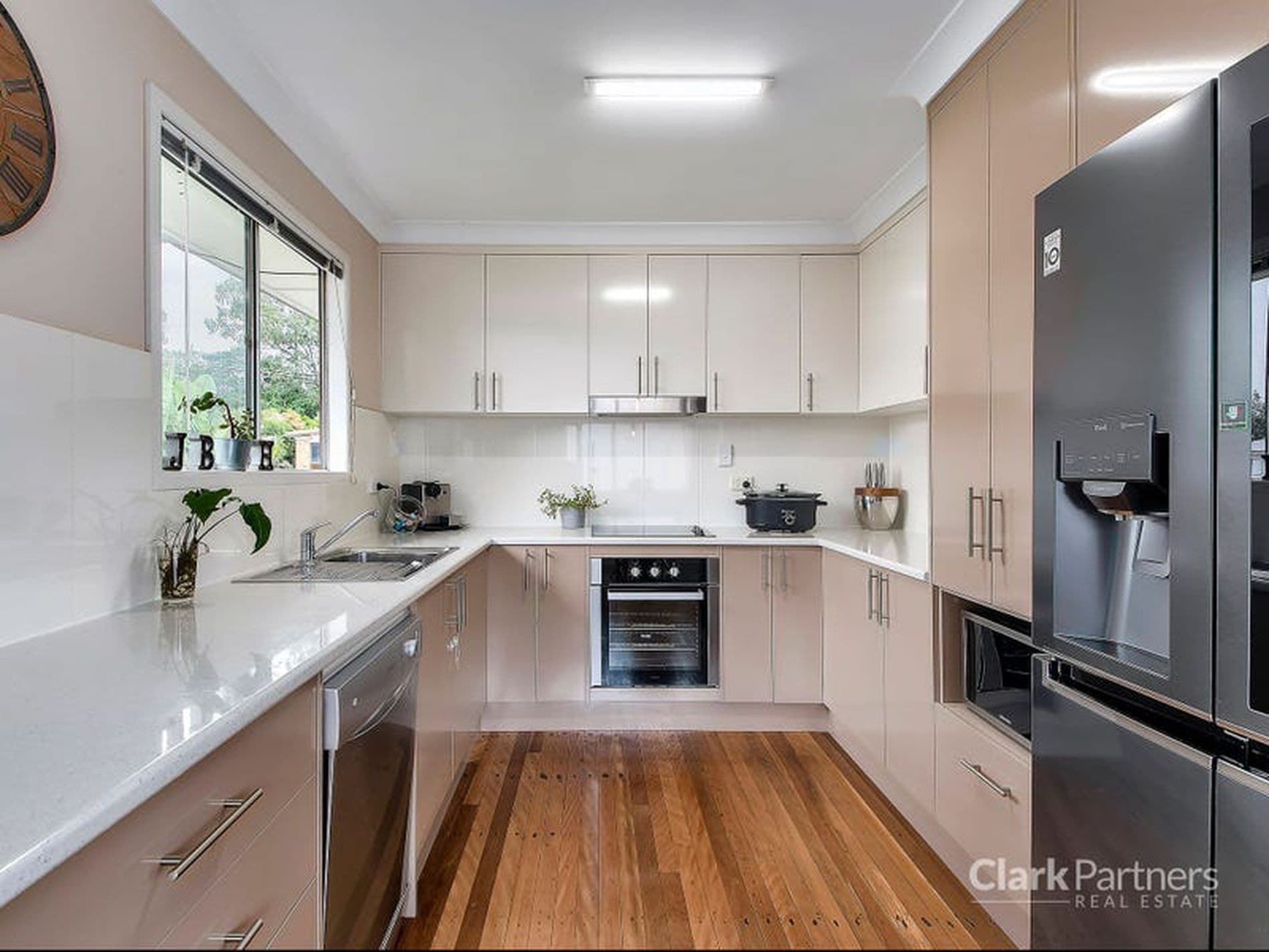 9 Dobson Drive, Strathpine, QLD, Strathpine - Thumbnail 5