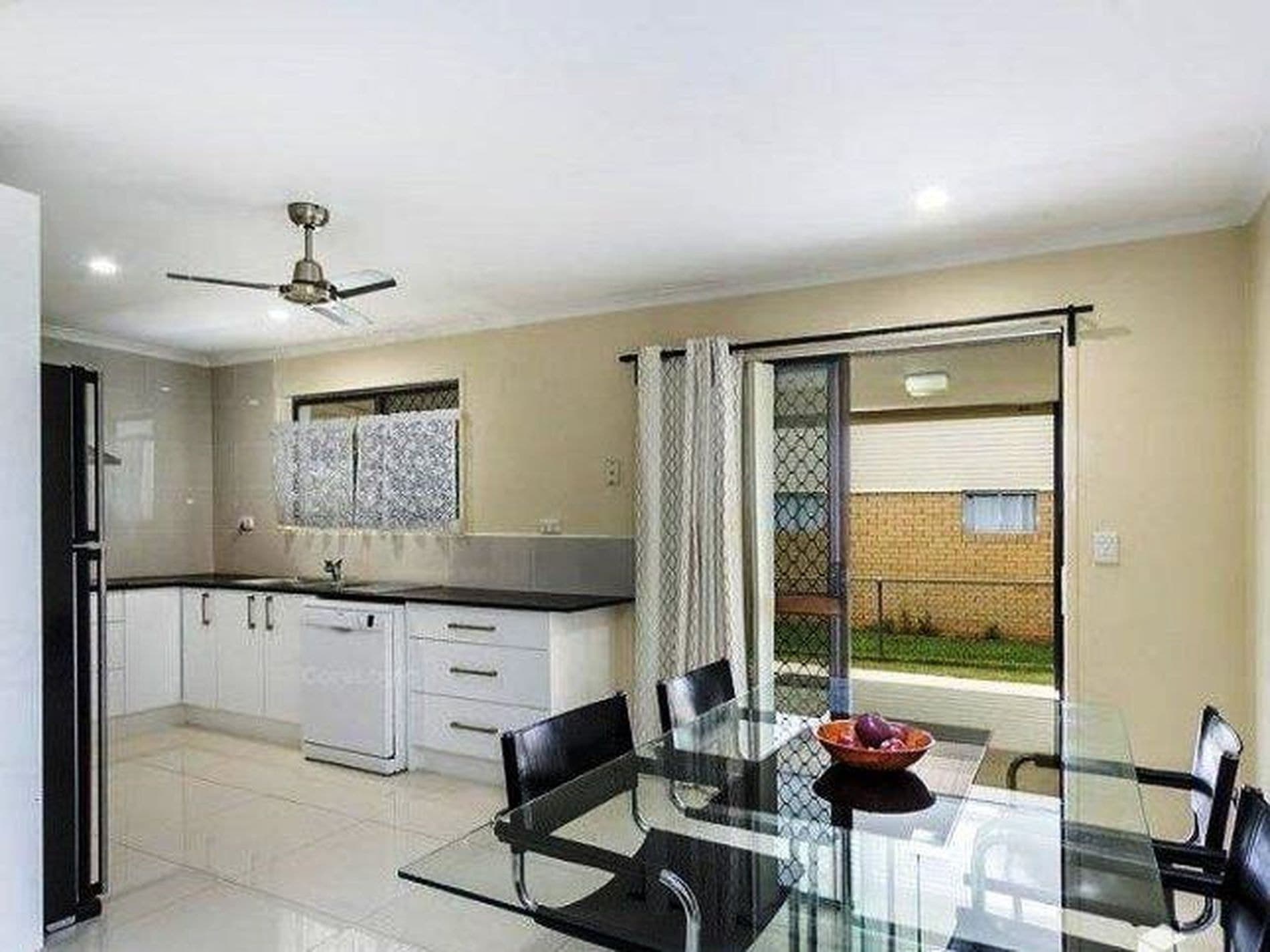30 Symphony Avenue, Strathpine, QLD, Strathpine - Thumbnail 3
