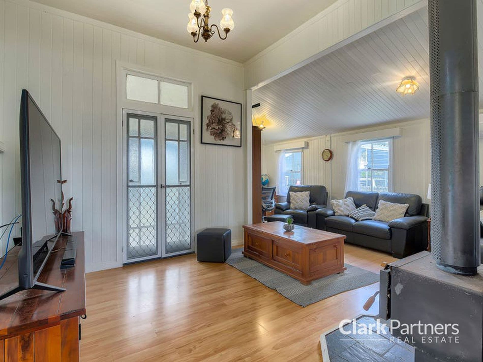 38 Duncan Street, Caboolture, QLD, Caboolture - Thumbnail 3