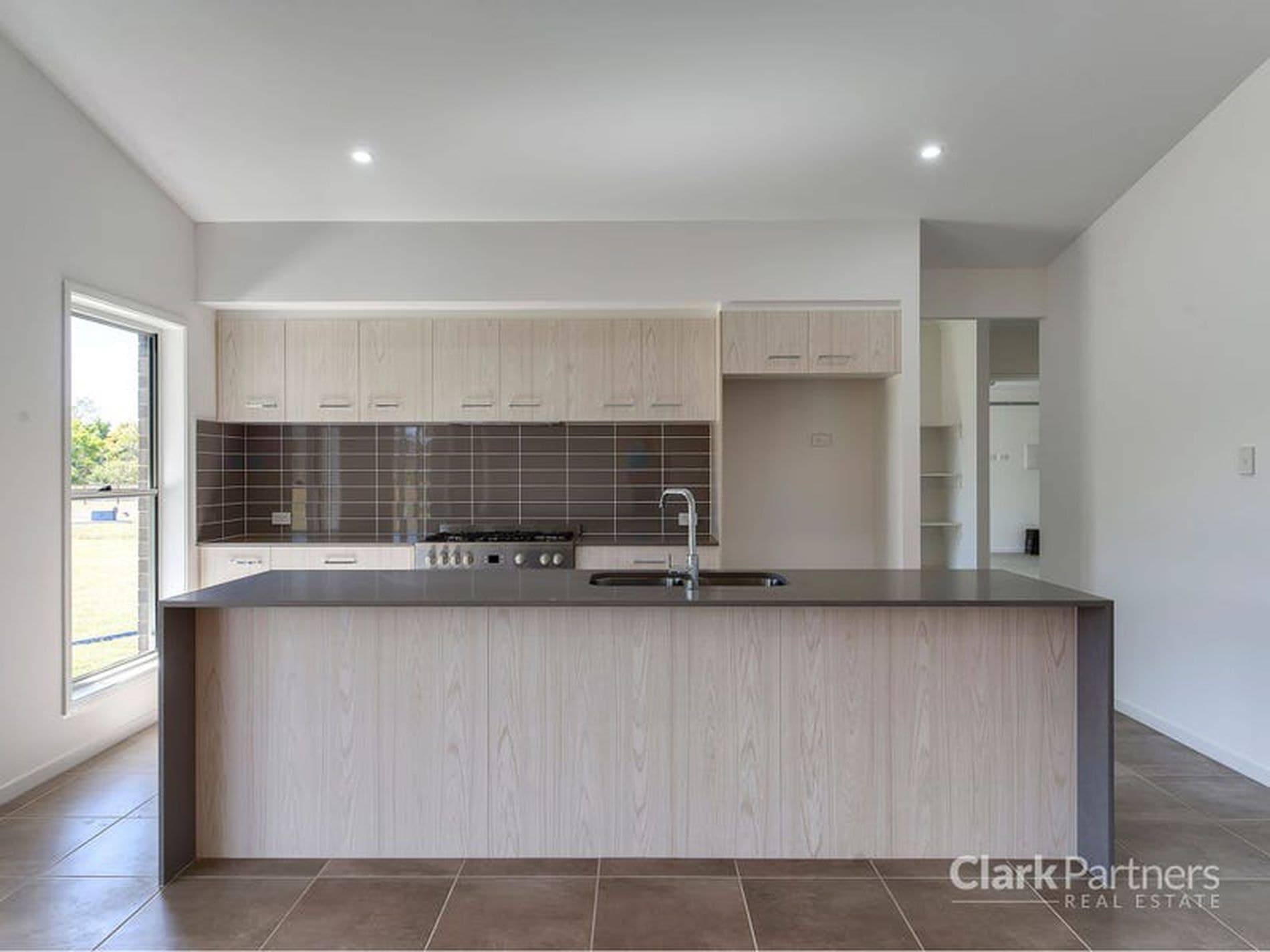 6 Peakview Drive, Caboolture, QLD, Caboolture - Thumbnail 6