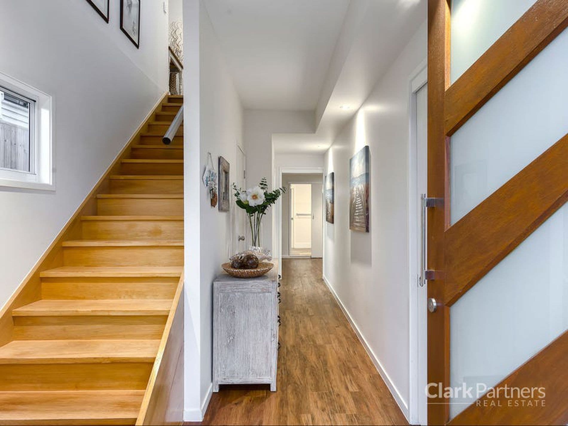 31 Alfred Street, Woody Point, QLD, Woody Point - Thumbnail 2