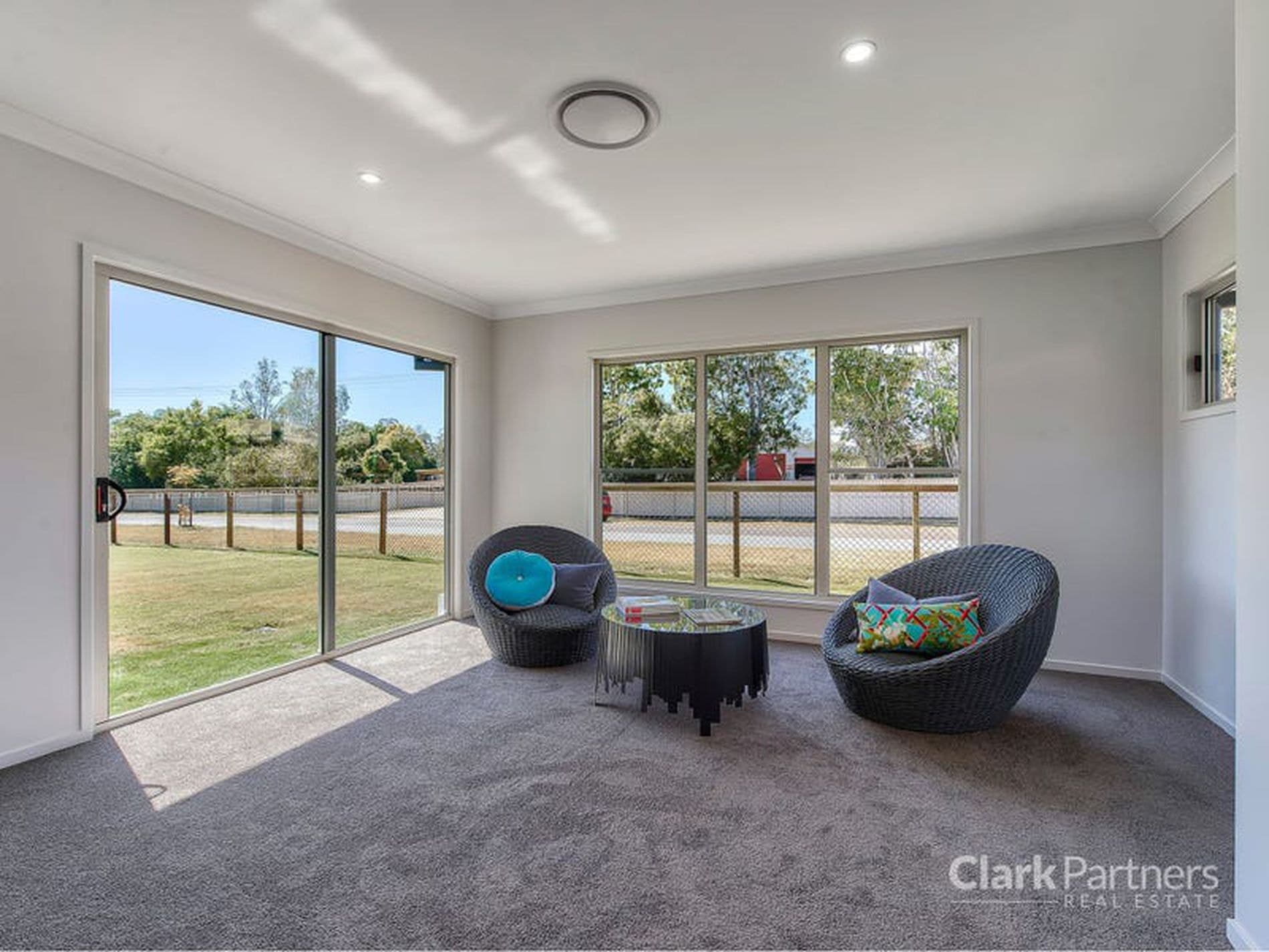 2 Peakview Drive, Caboolture, QLD, Caboolture - Thumbnail 7