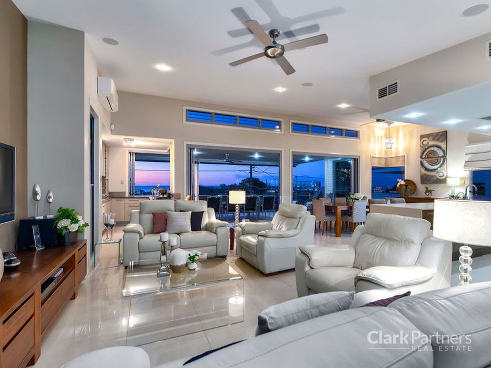 64 Oyster Point Esplanade, Scarborough, QLD, Scarborough - Thumbnail 6