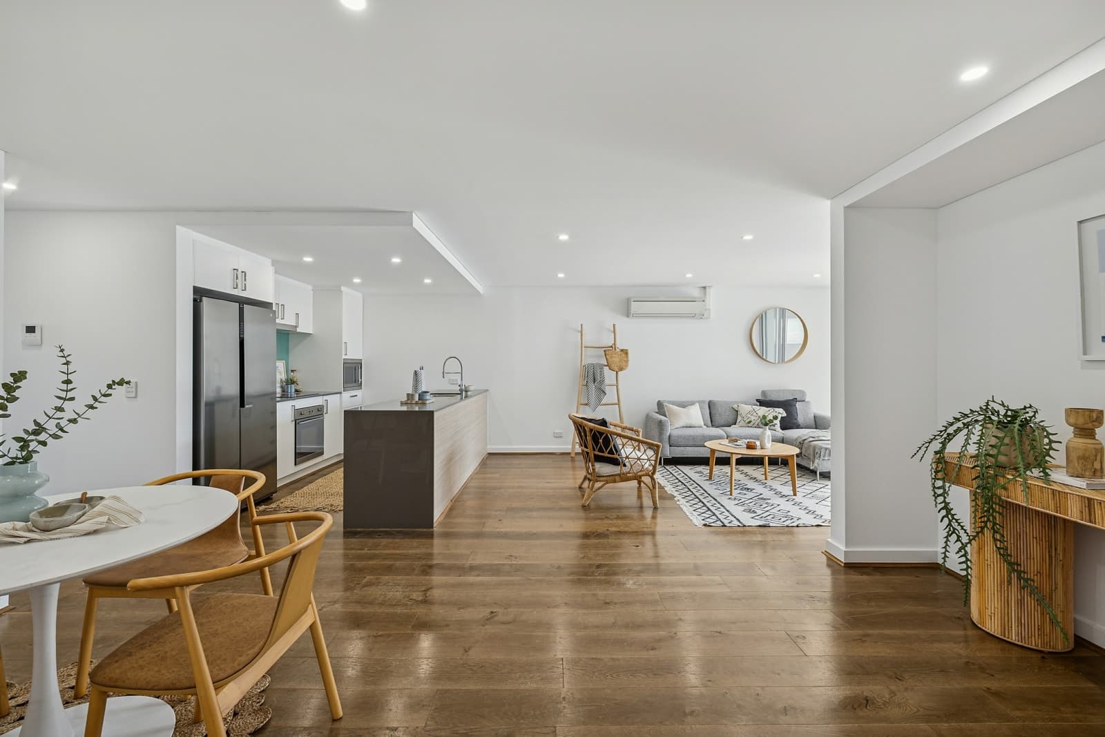 103/6 Bullecourt Street, Shoal Bay - Image 1